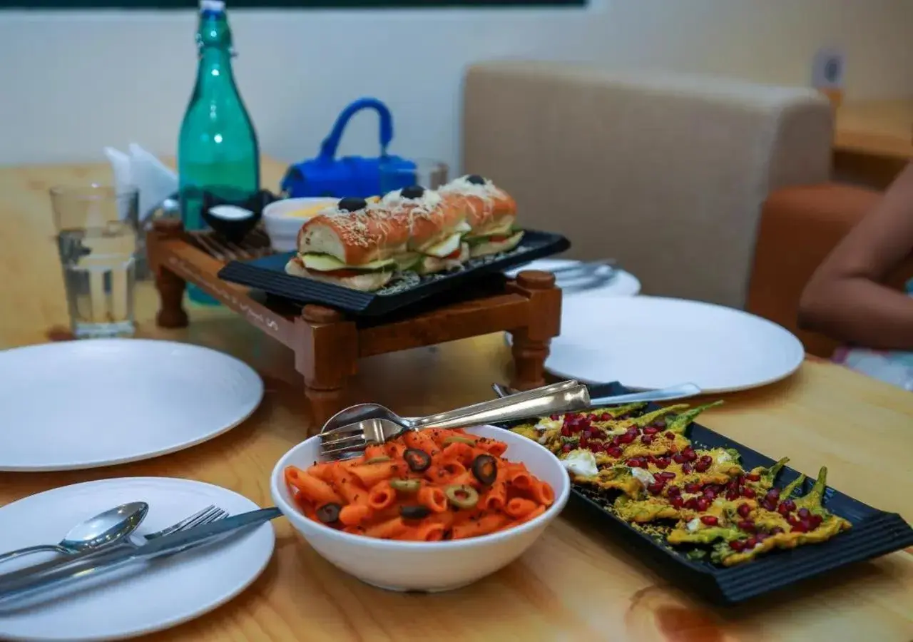 Food and drinks in Bloom Hotel - Magarpatta Food and drinks in Bloom Hotel - Magarpatta