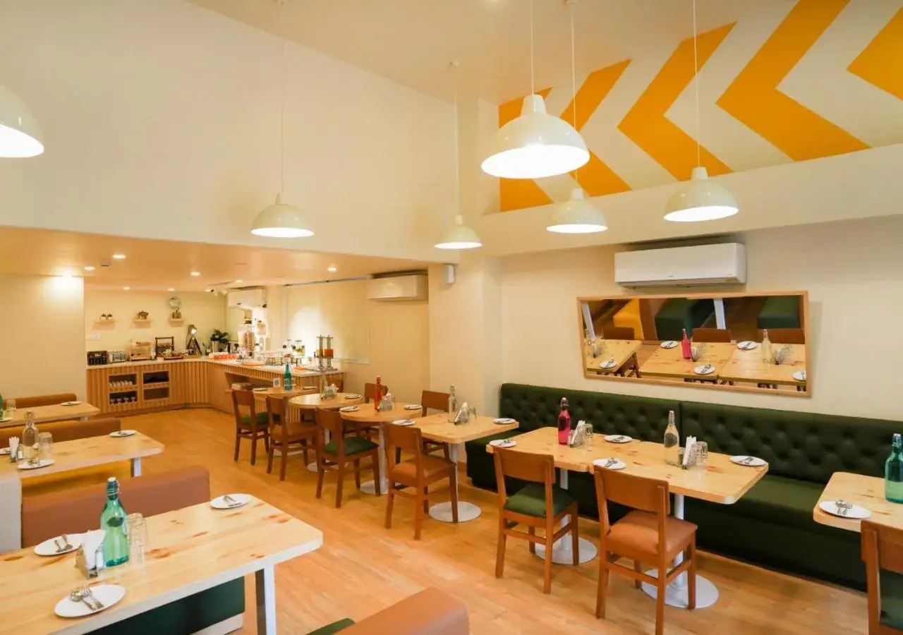 Restaurant/places to eat in Bloom Hotel - Magarpatta Restaurant/places to eat in Bloom Hotel - Magarpatta