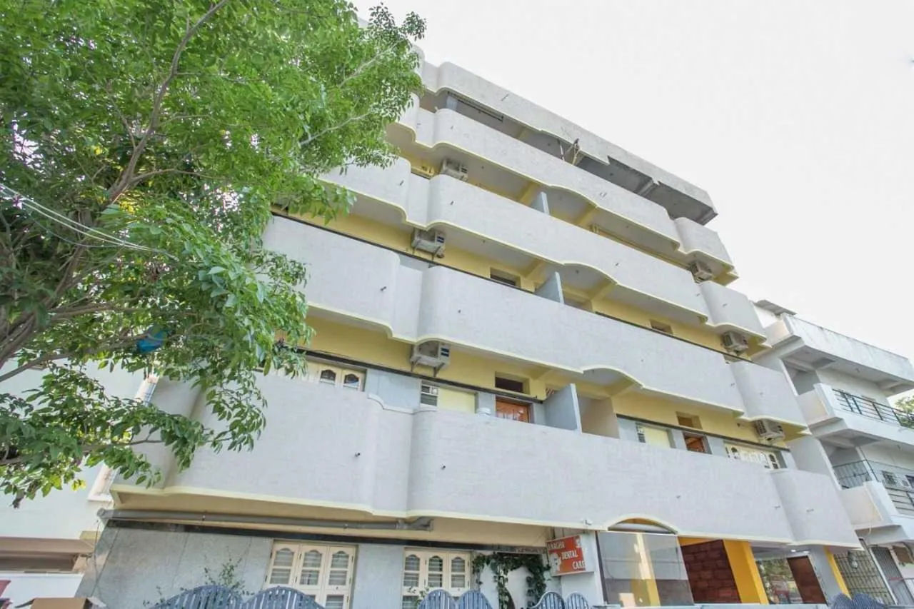 Facade/entrance in Hotel O Blossom Suites