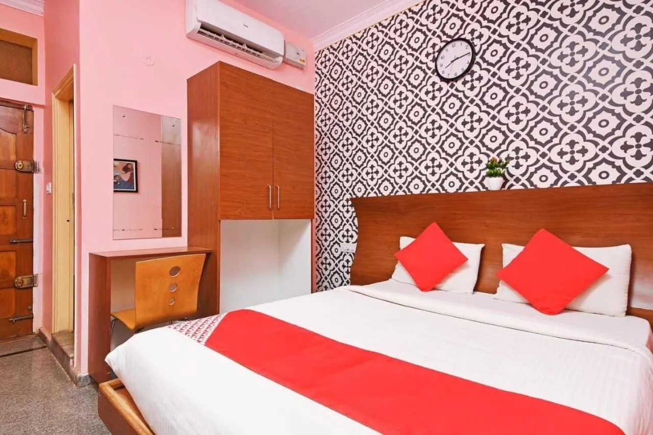 Bedroom, Bed in Hotel O Blossom Suites