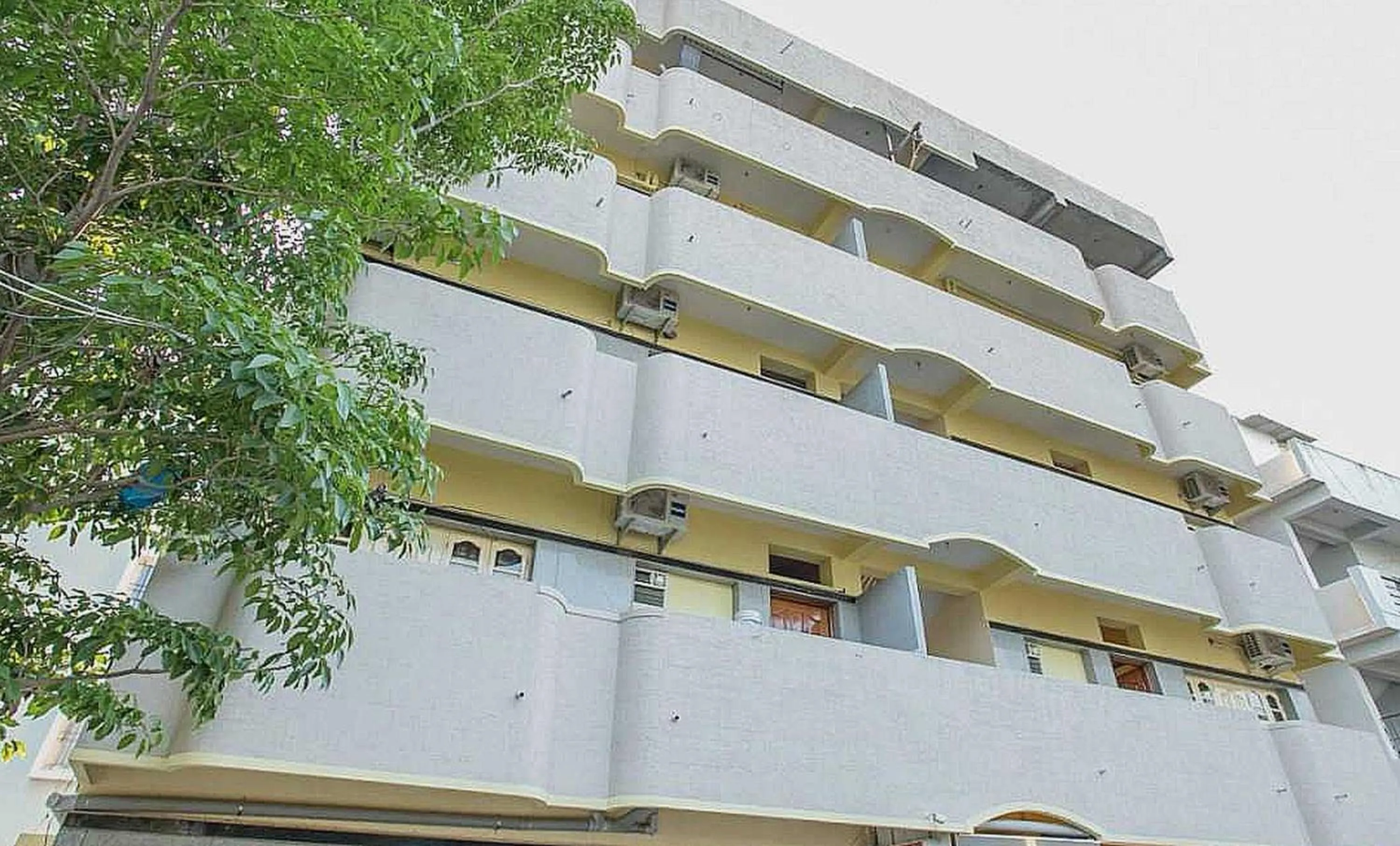 Facade/entrance in Hotel O Blossom Suites