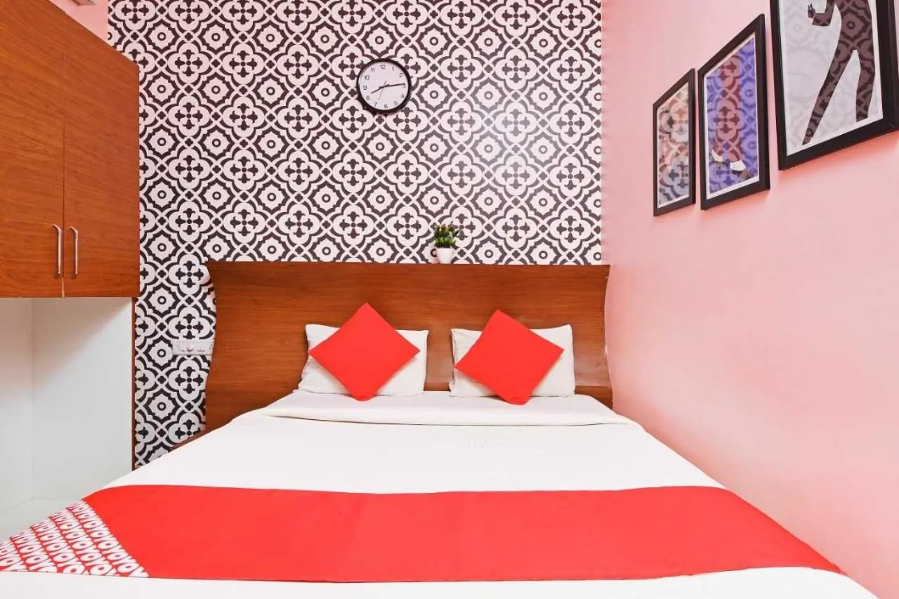 Bedroom, Bed in Hotel O Blossom Suites