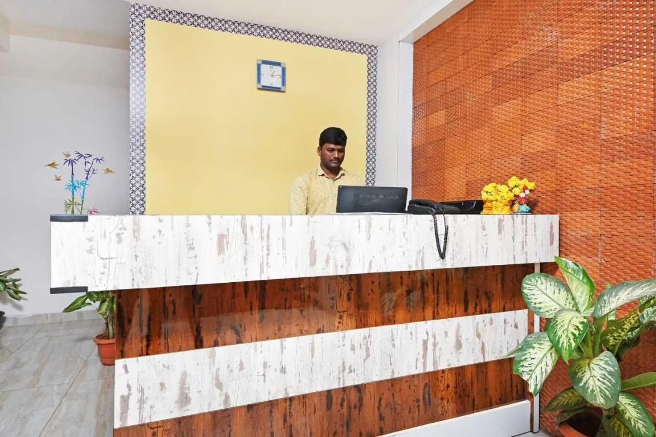 Lobby or reception in Hotel O Blossom Suites