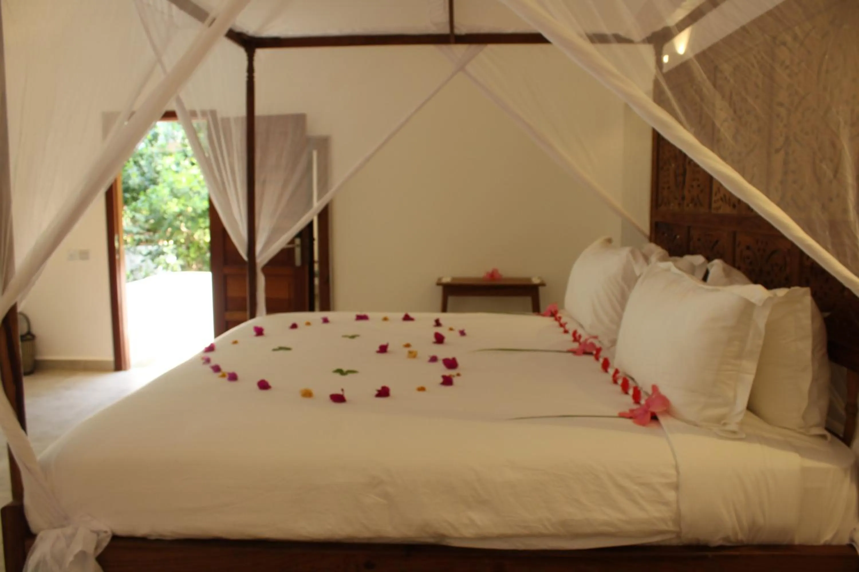 Bed in Kivuli Beach Resort Paje