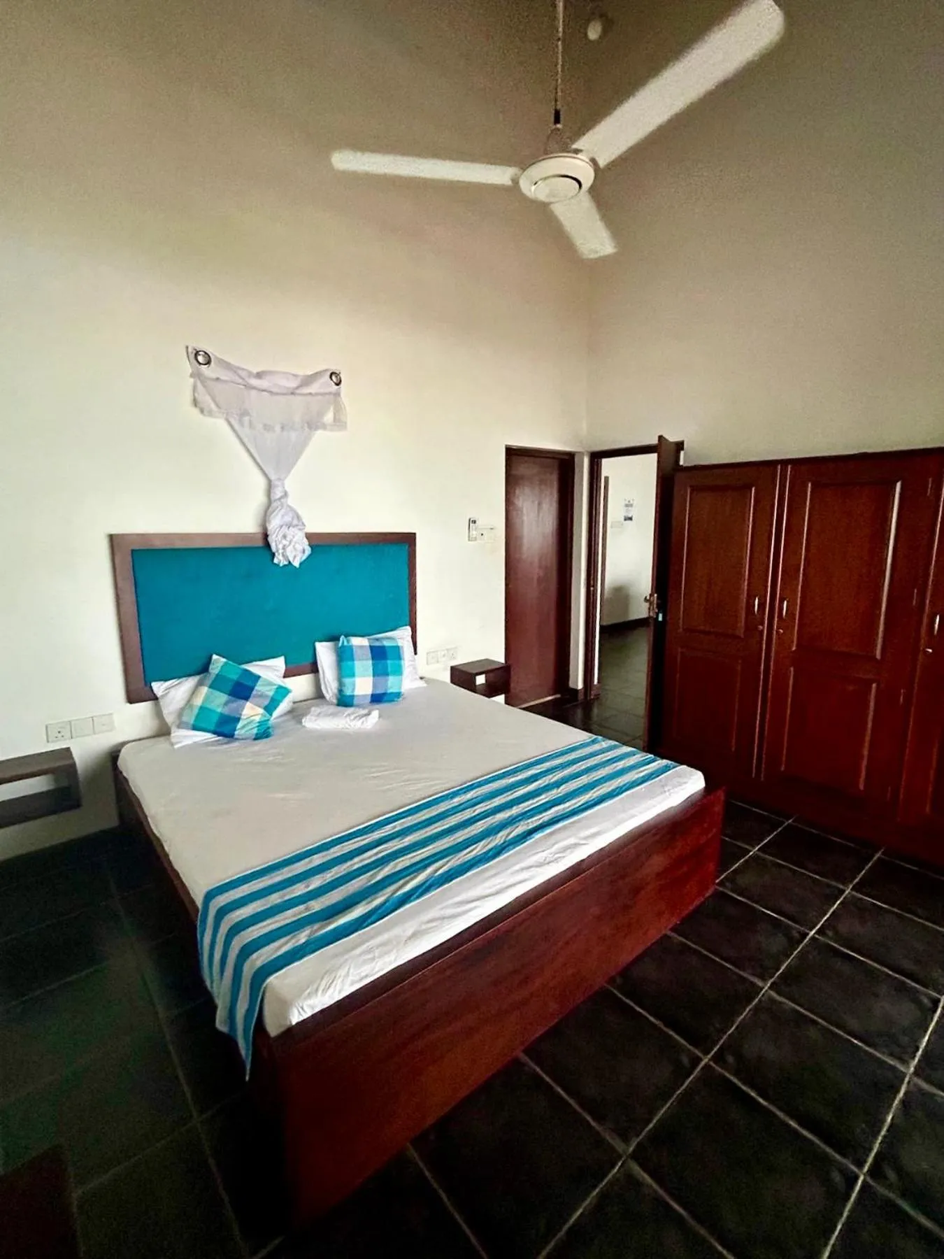 Bed in Reef Bungalow Hotel