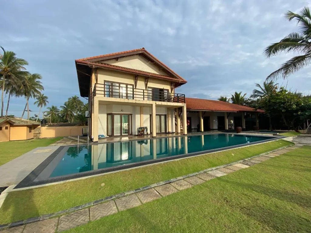 Property building in Reef Bungalow Hotel