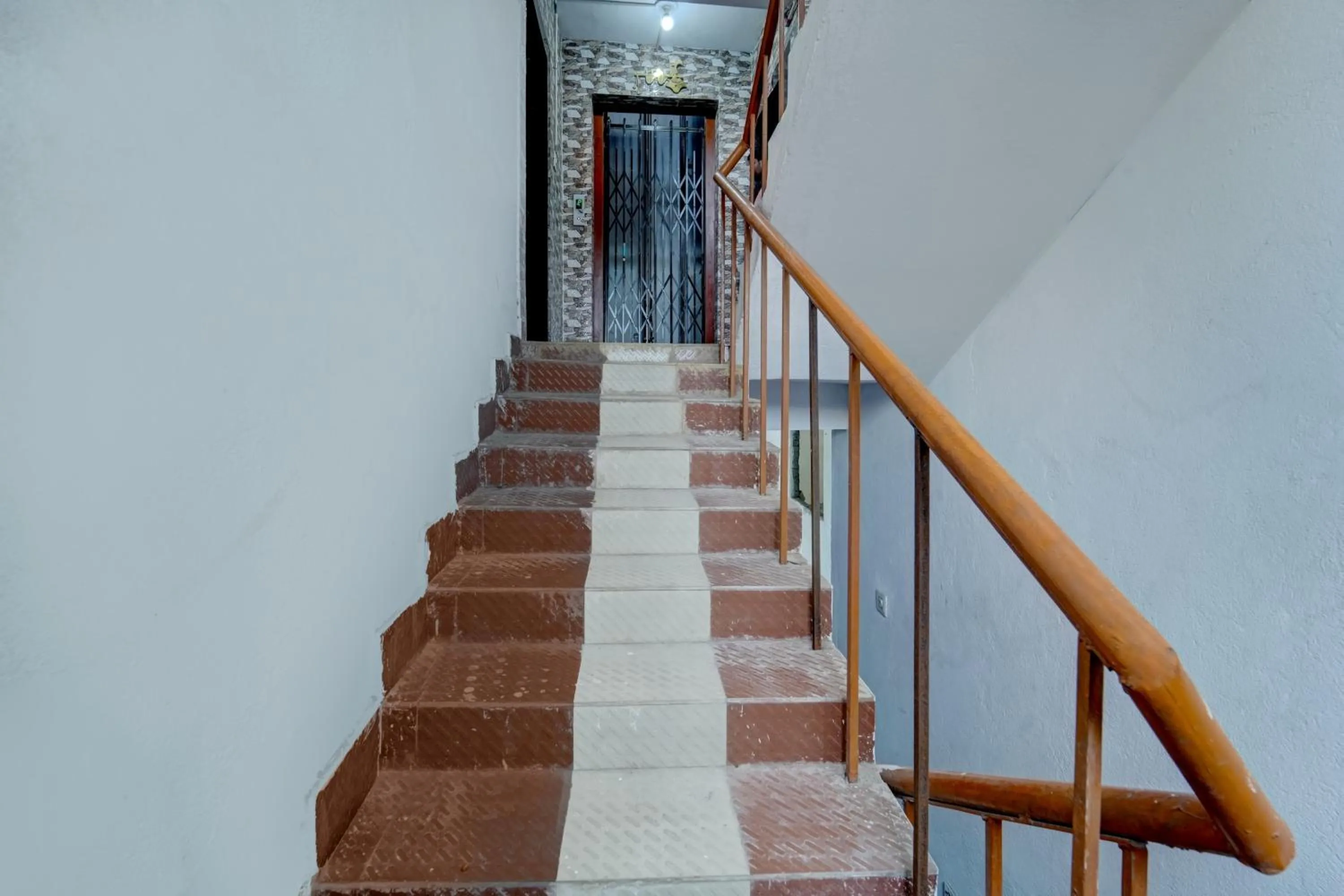 Hotel O Shri Hari Inn