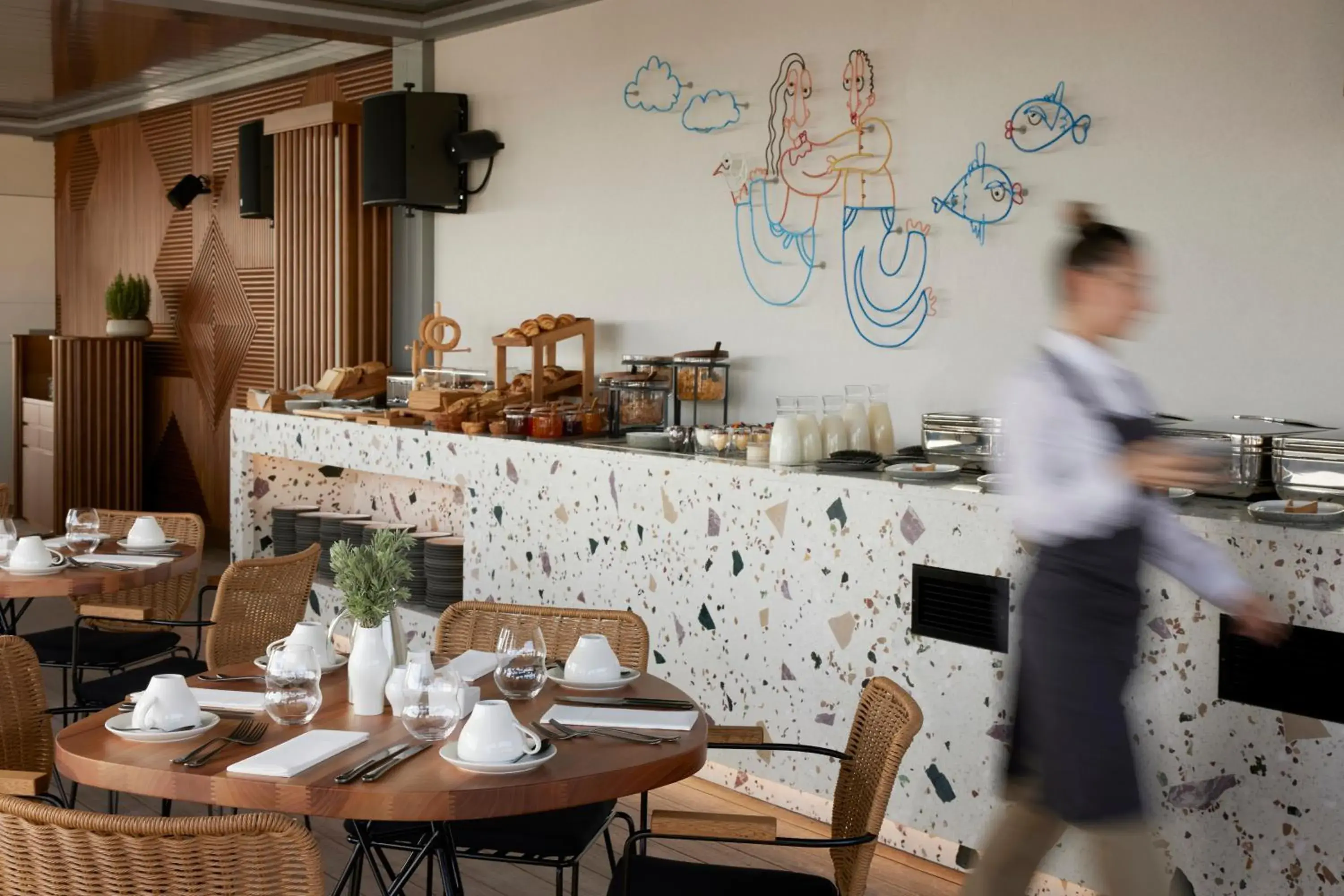 Restaurant/places to eat in Dusit Suites Hotel Athens Restaurant/places to eat in Dusit Suites Hotel Athens