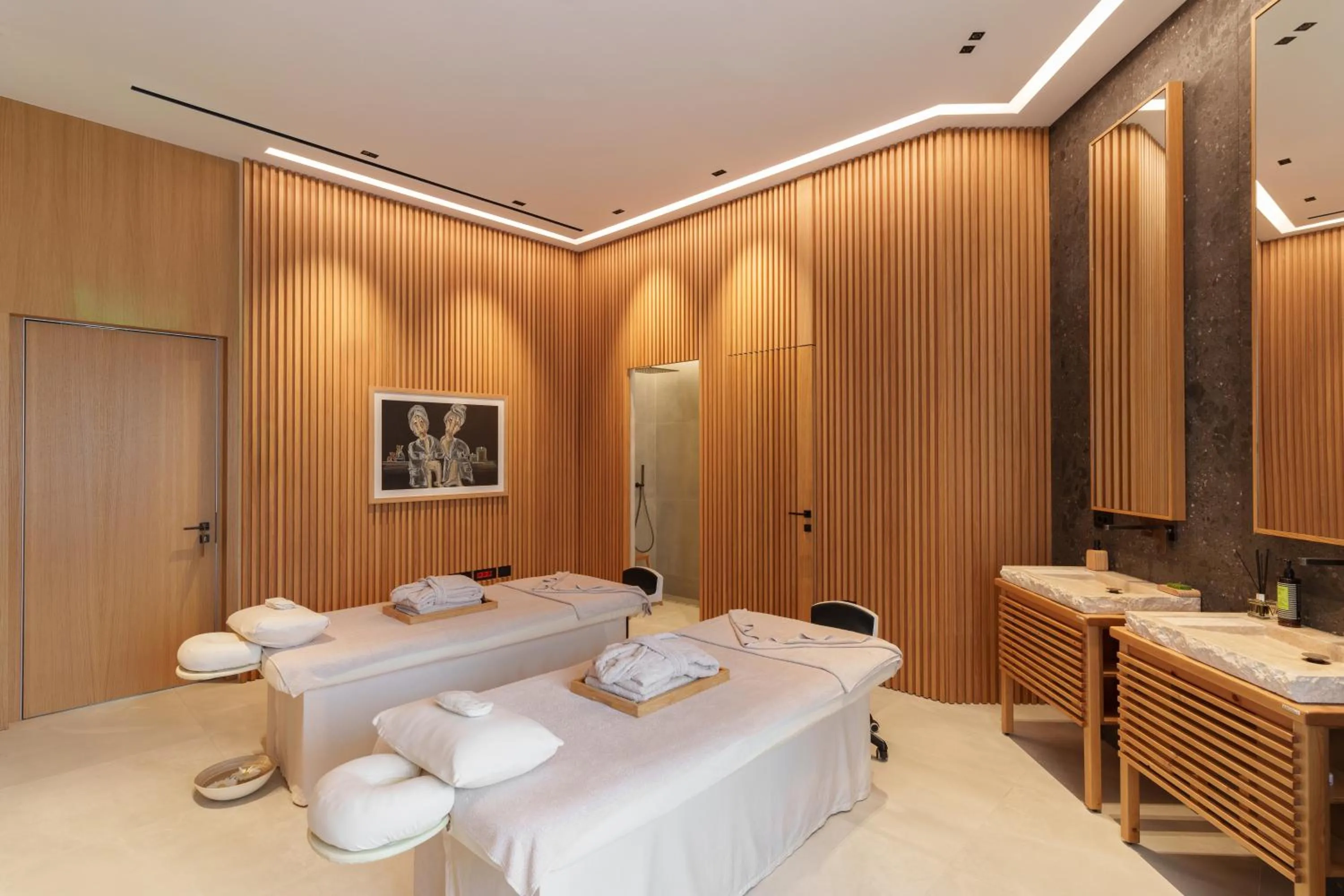 Massage, Bed in Dusit Suites Hotel Athens
