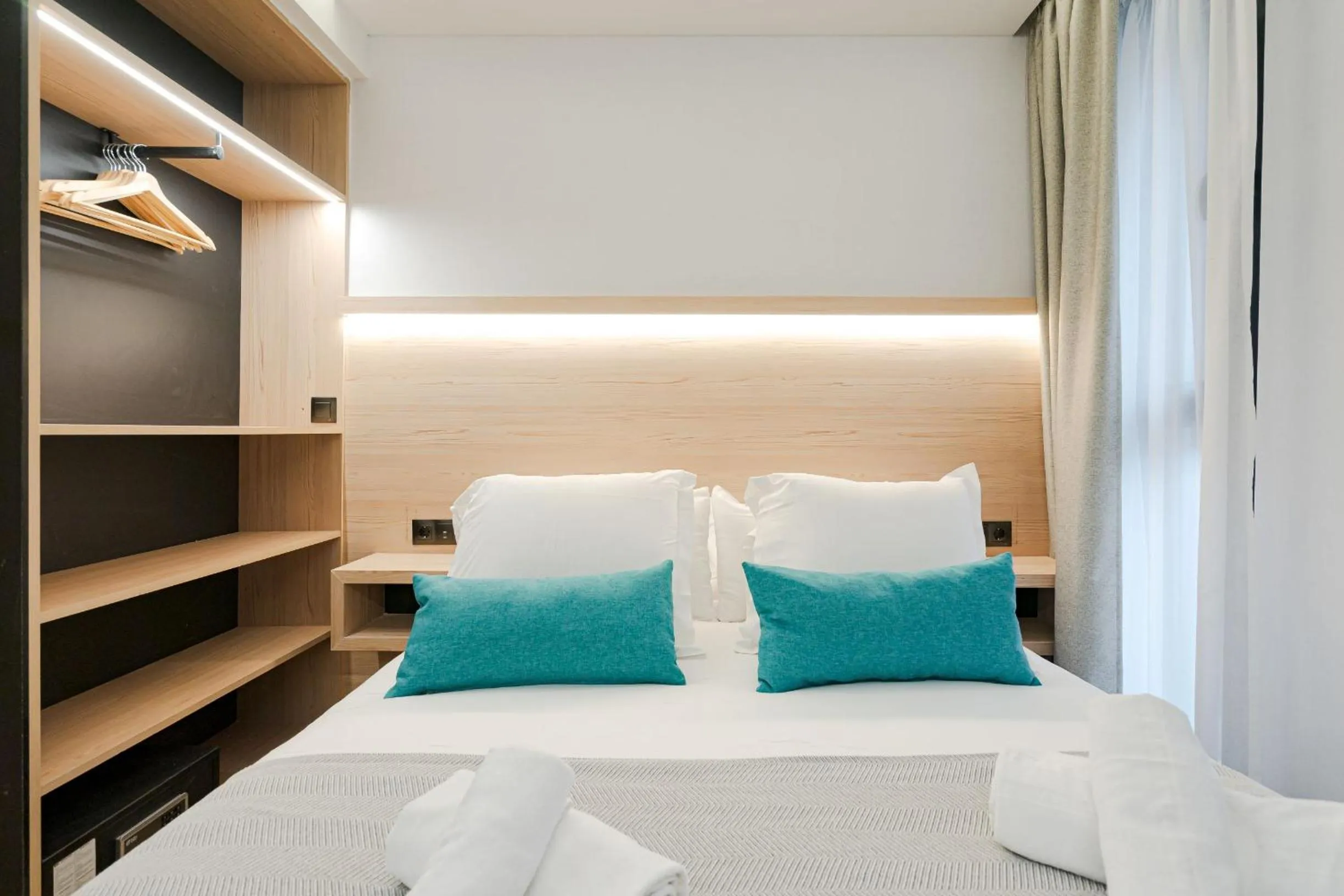 Bed in Feelathome Ventas Suites