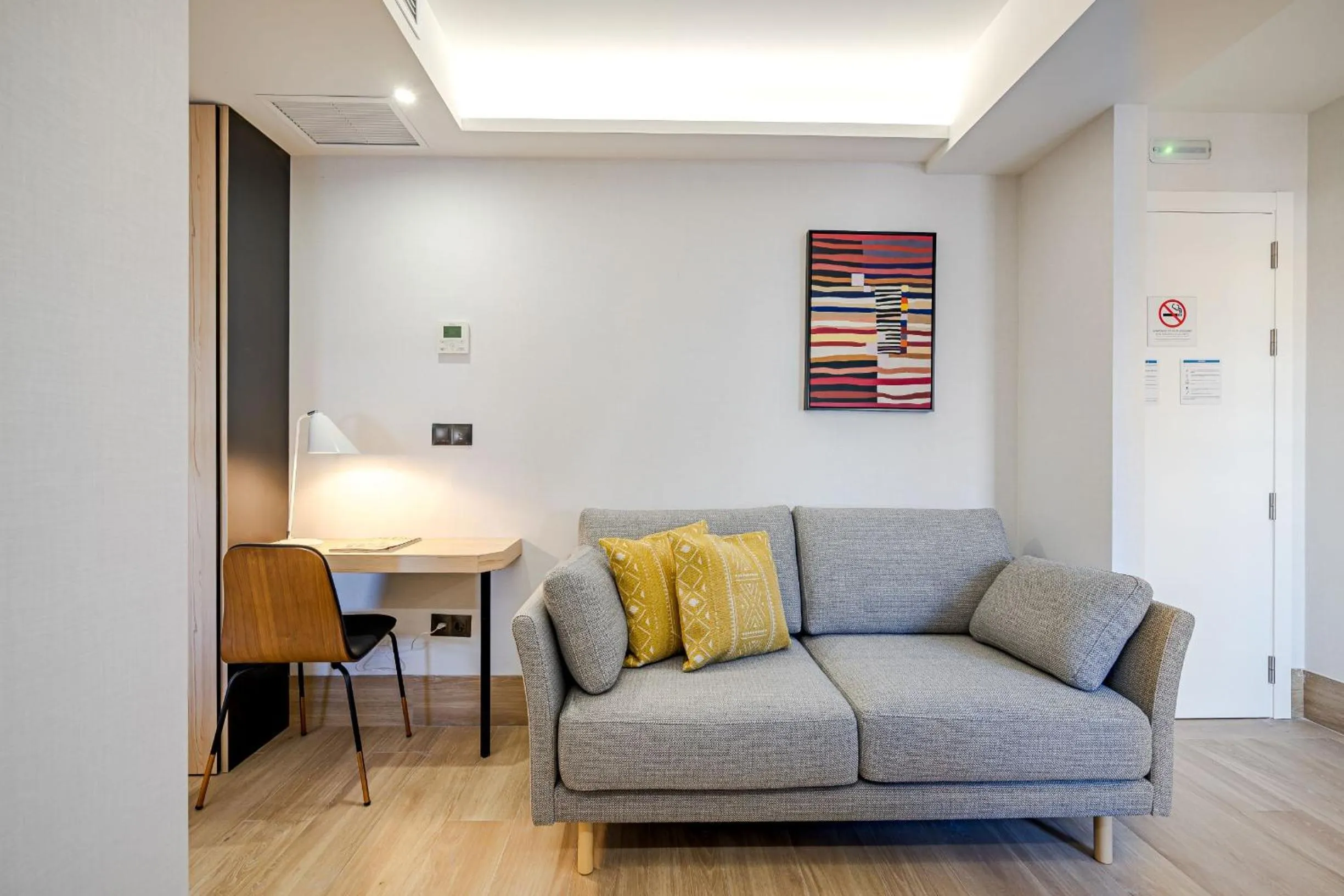 Living room in Feelathome Ventas Suites