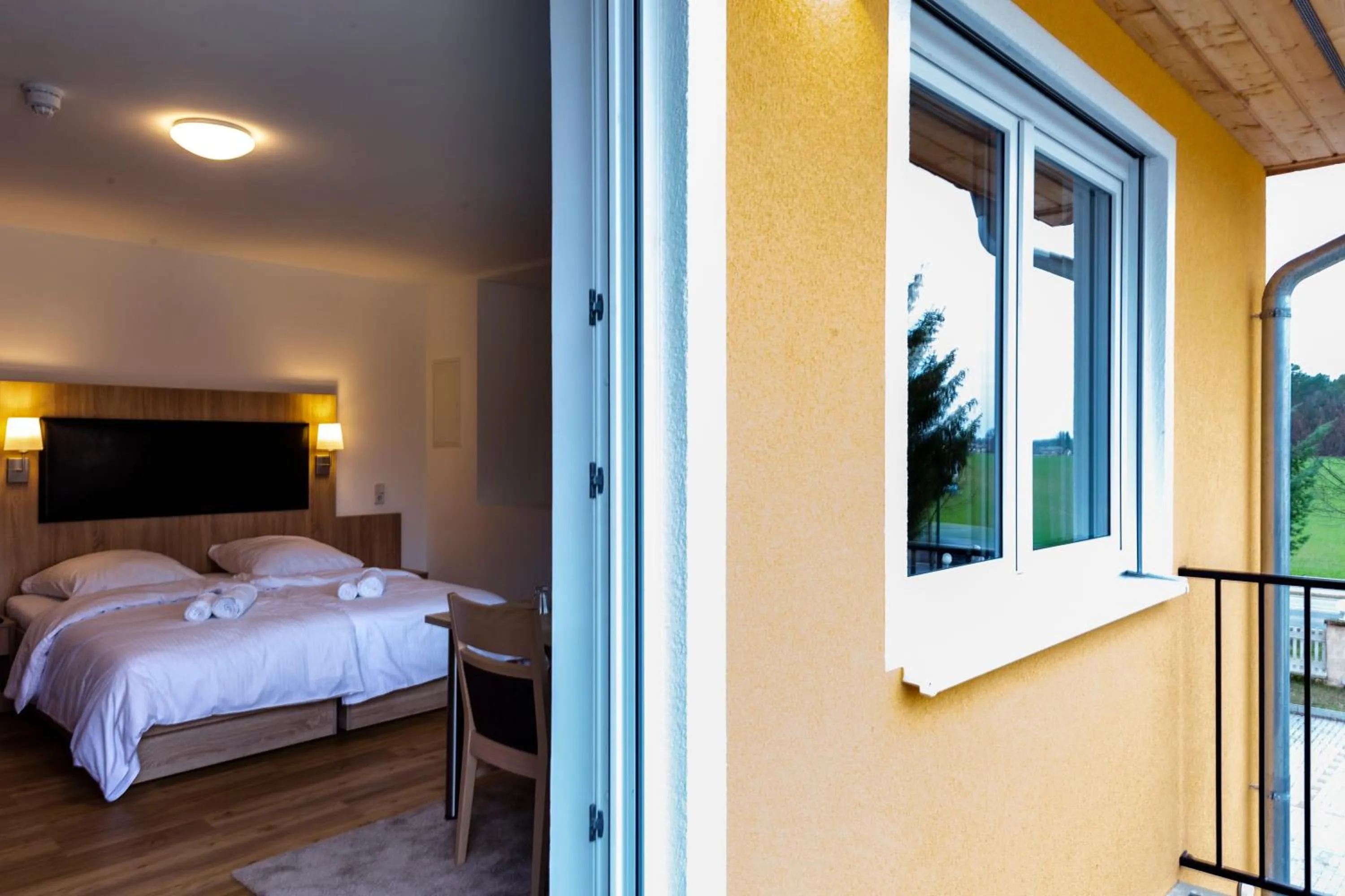 Balcony/Terrace, Bed in Motel Zur Dachsbaude