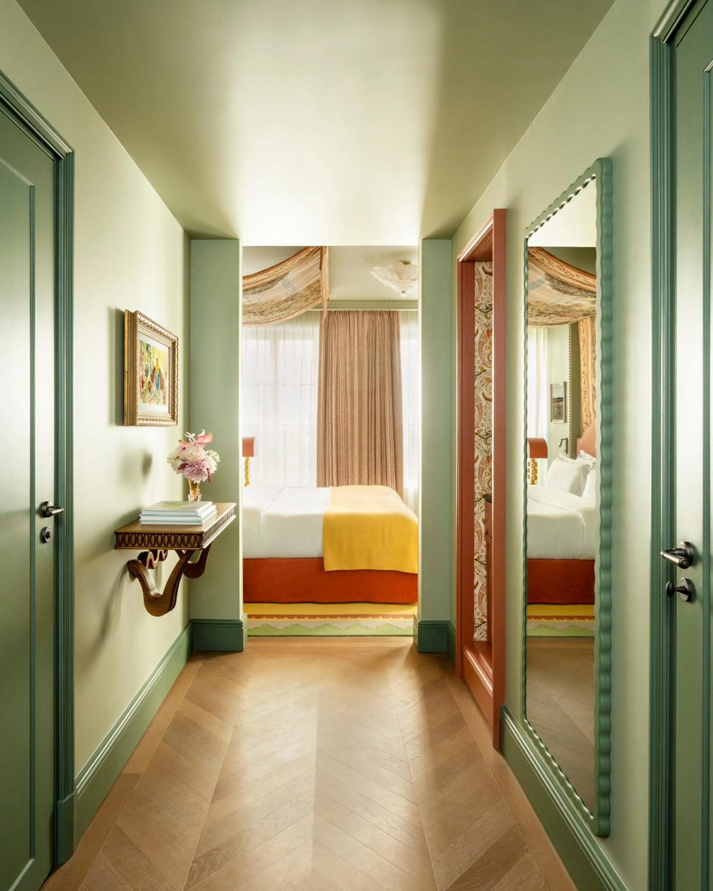 Photo of the whole room, Bed in Le Grand Mazarin