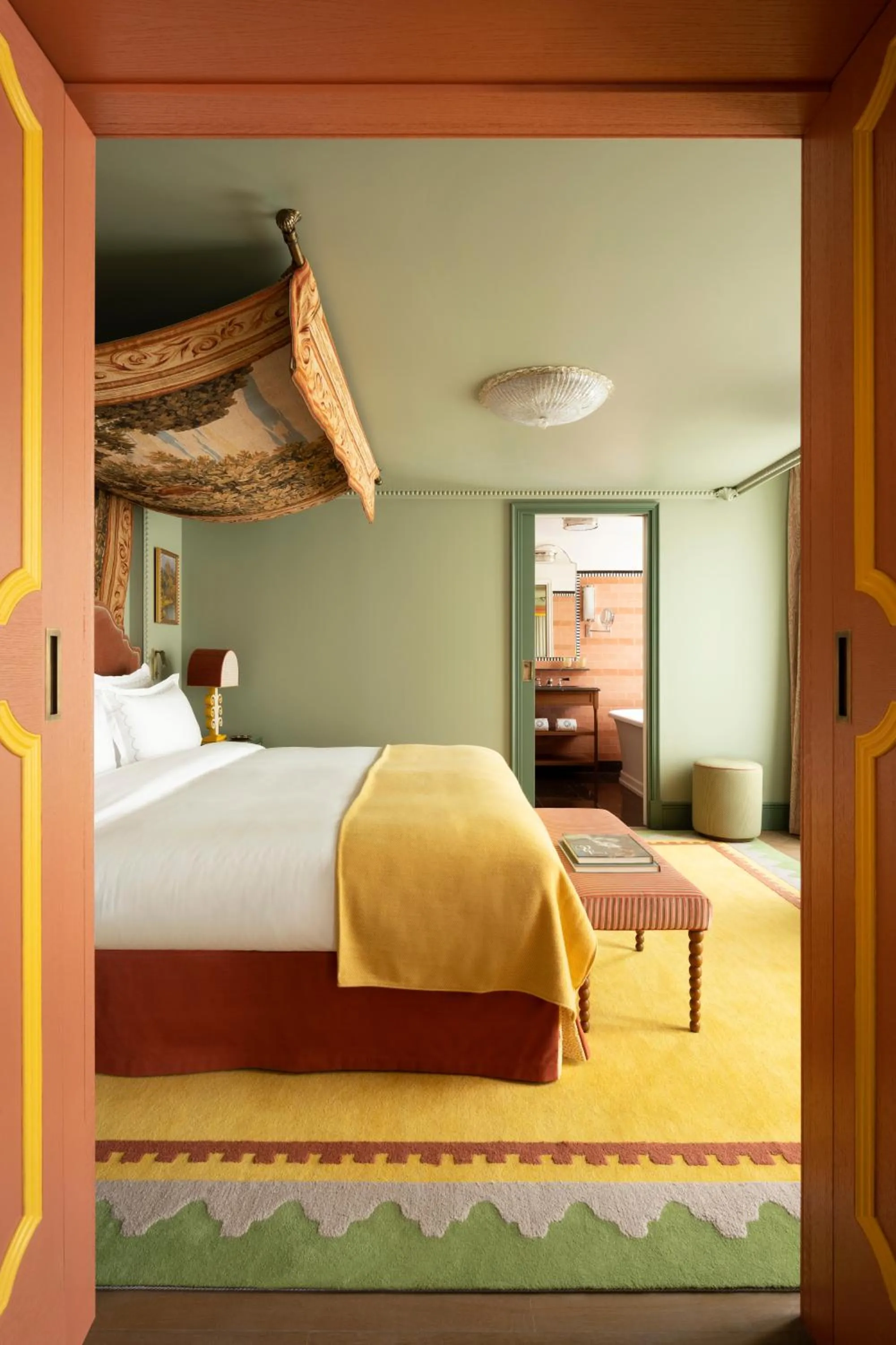 Bed in Le Grand Mazarin