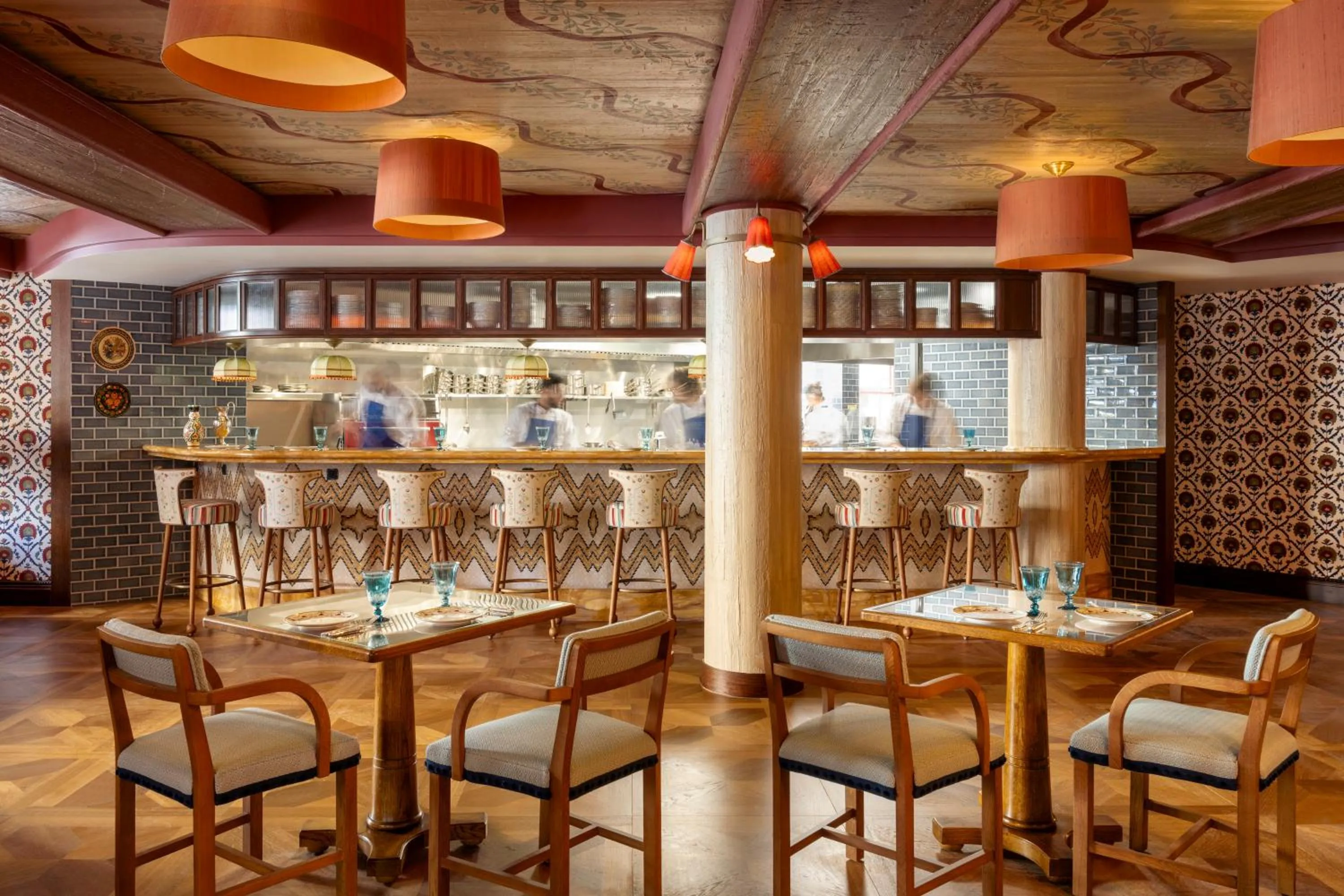 Restaurant/places to eat in Le Grand Mazarin