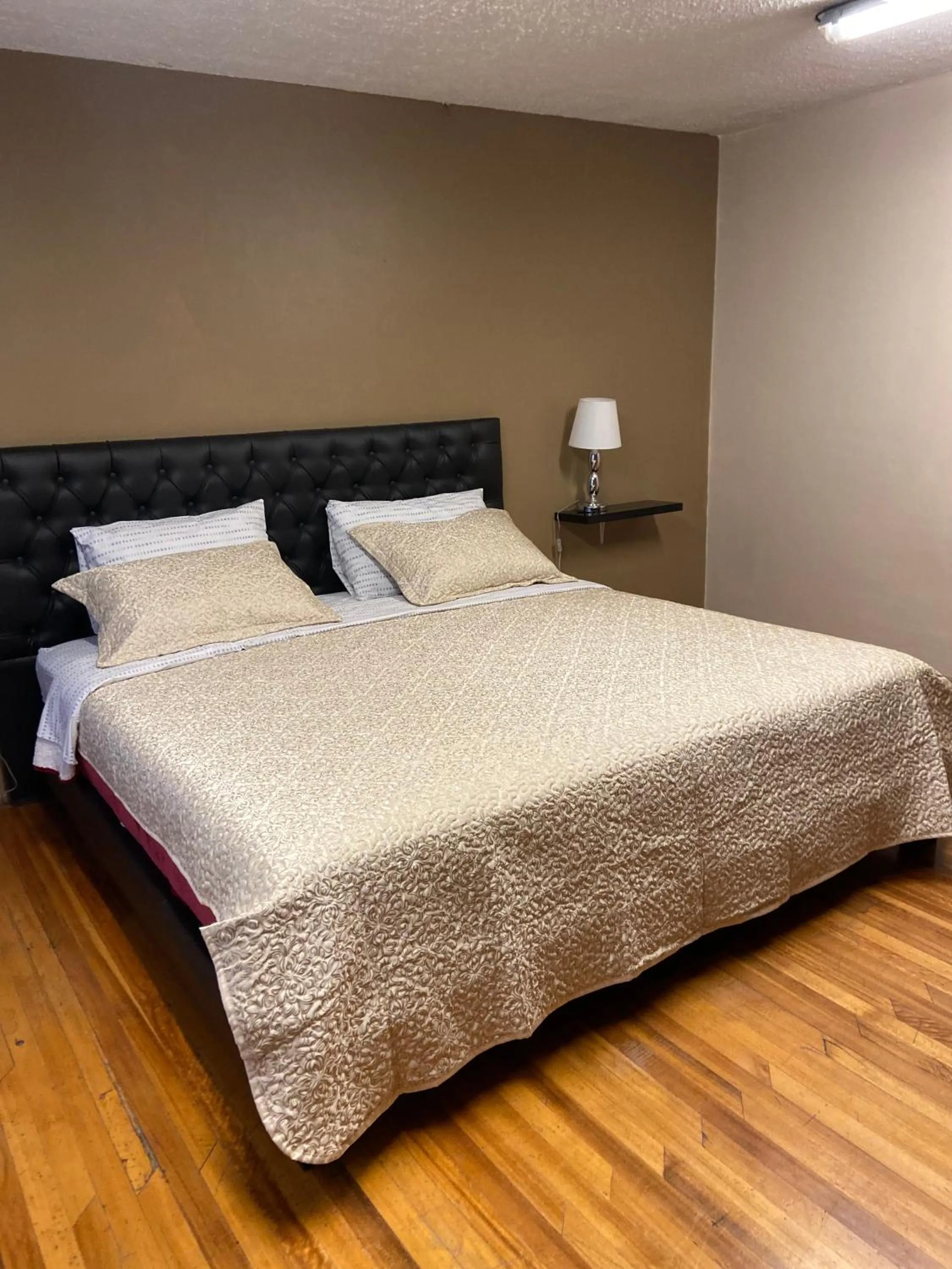 Bed in Blue house La Floresta