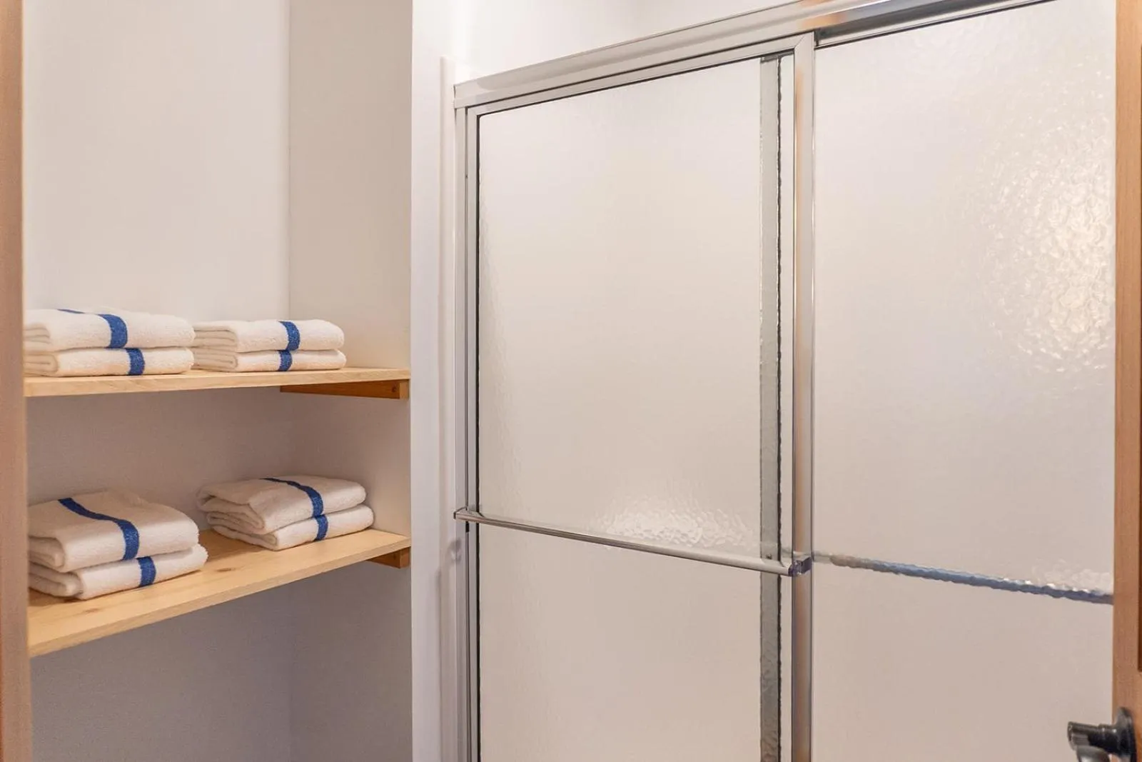 Keweenaw Waters Resort