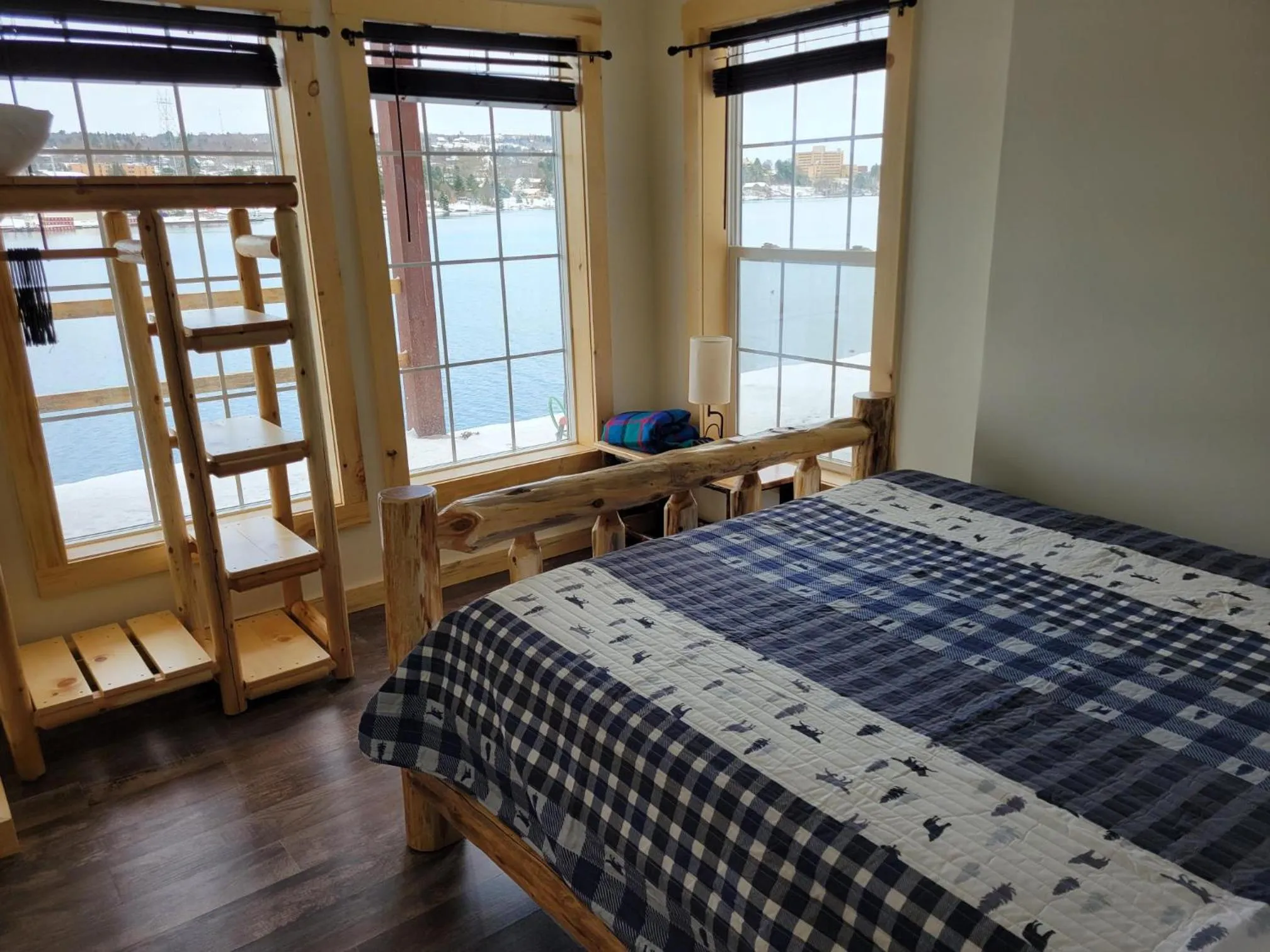 Bed in Keweenaw Waters Resort