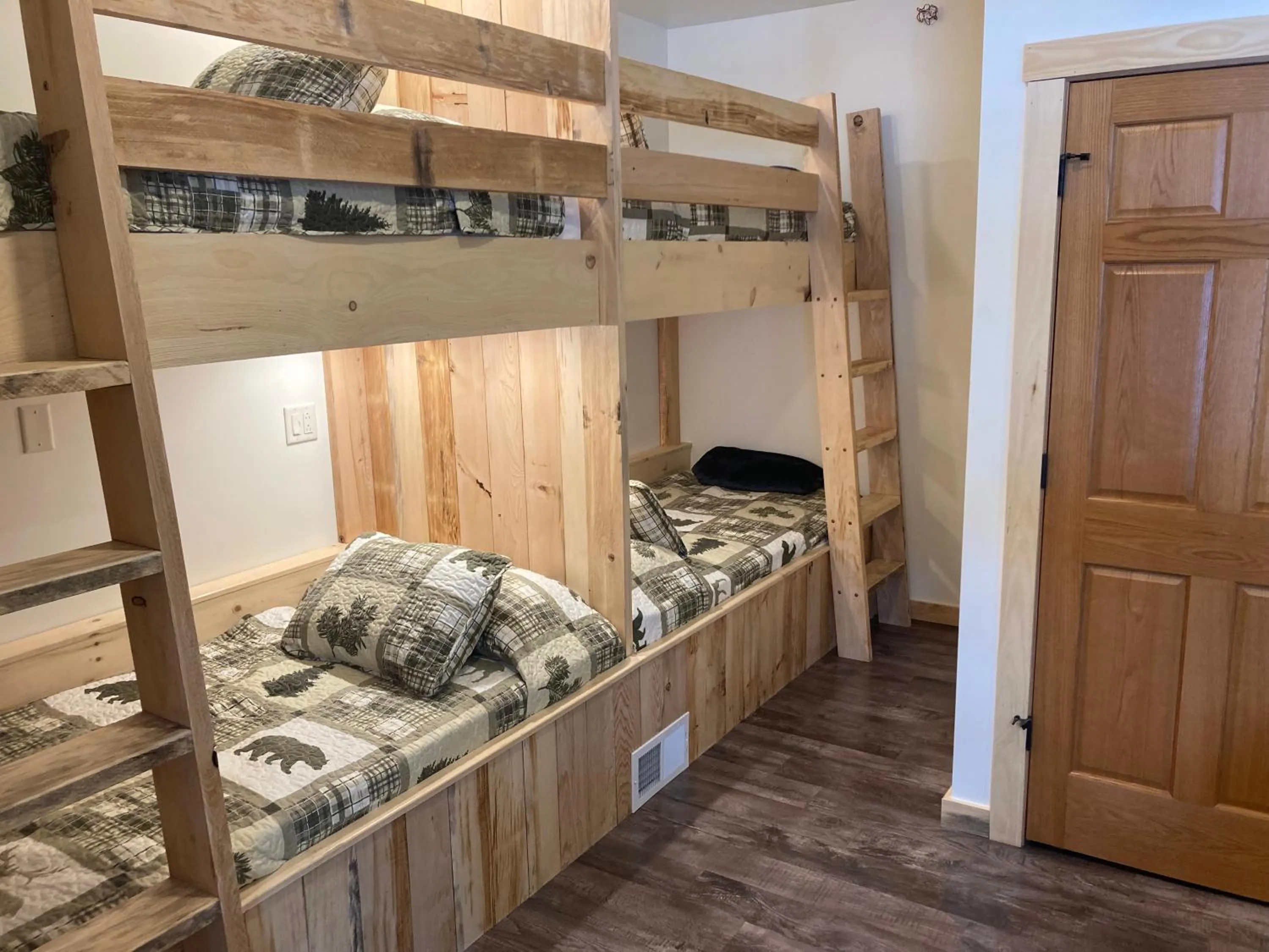 Bed in Keweenaw Waters Resort