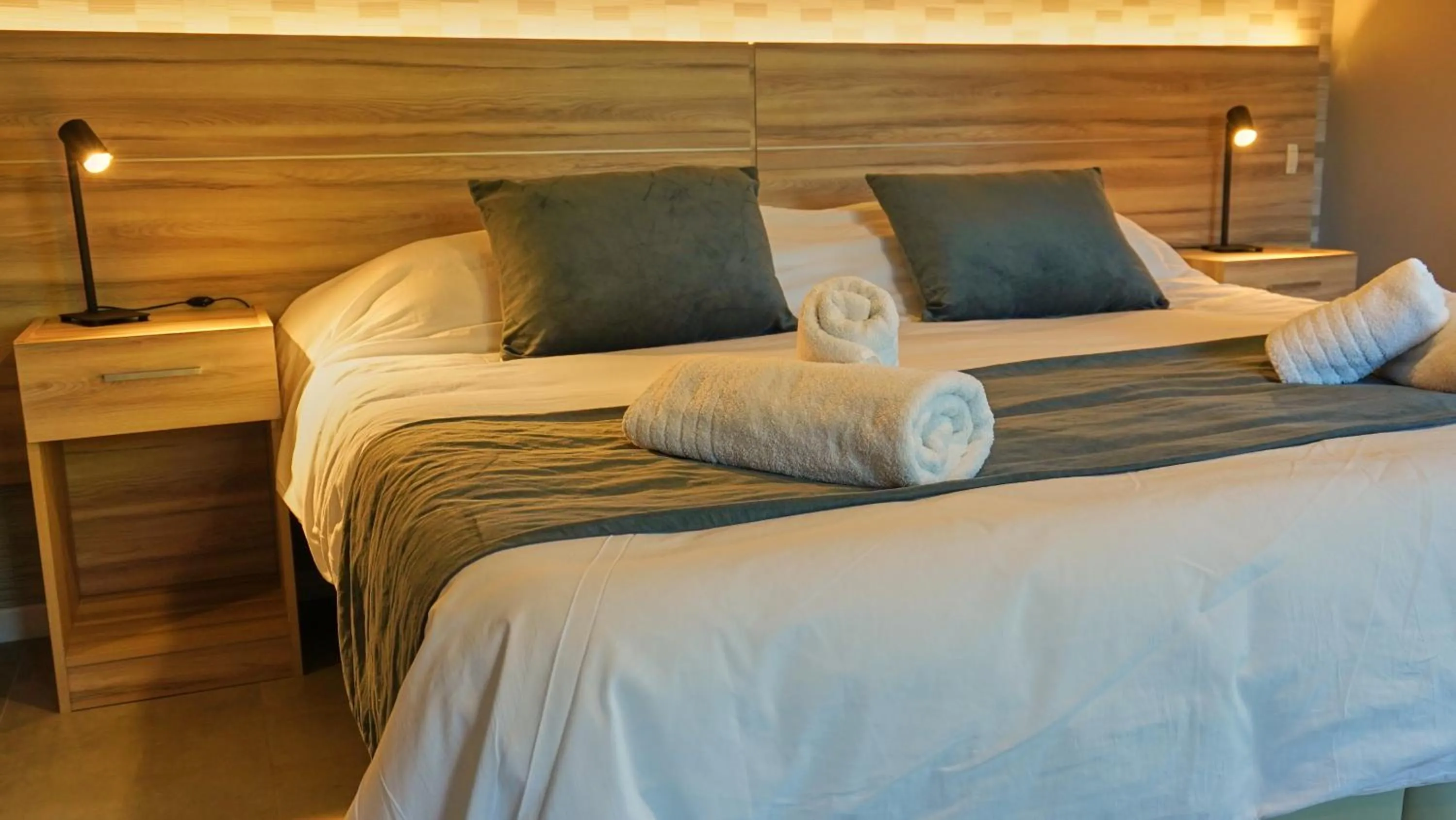 Property building, Bed in Ferrol Apart Hotel