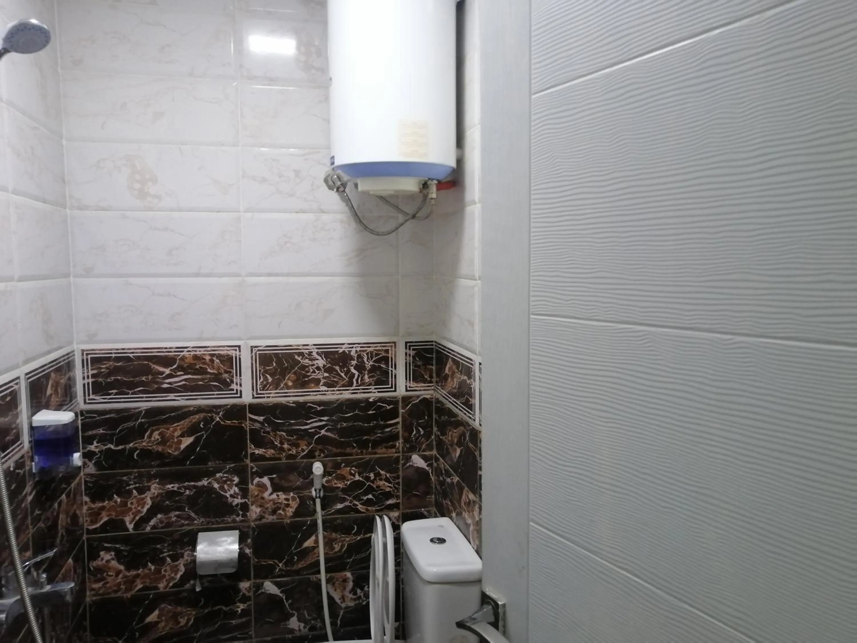 Bathroom in Gardenia Hotel