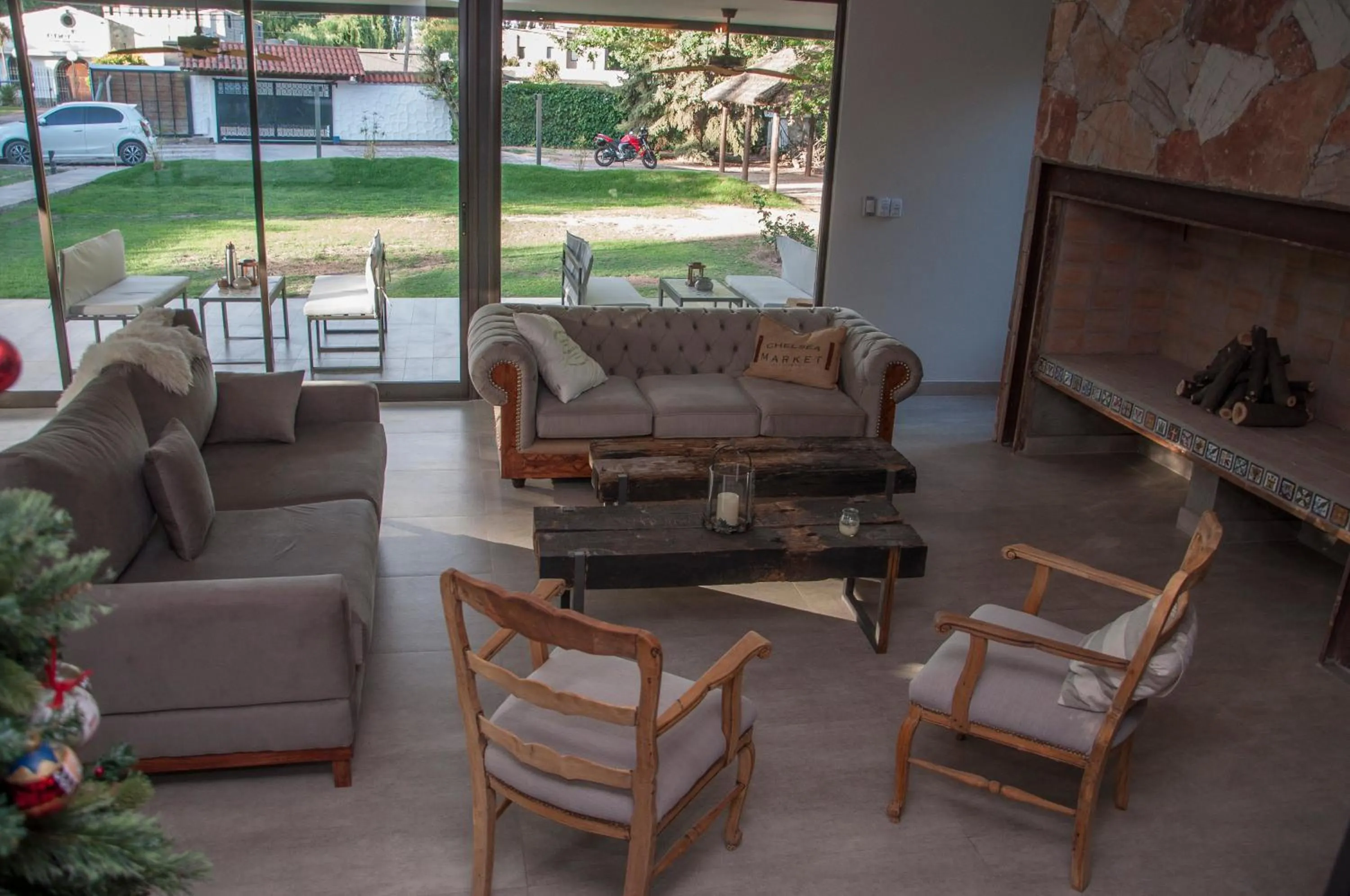 Communal lounge/ TV room in Terra Campo Posada