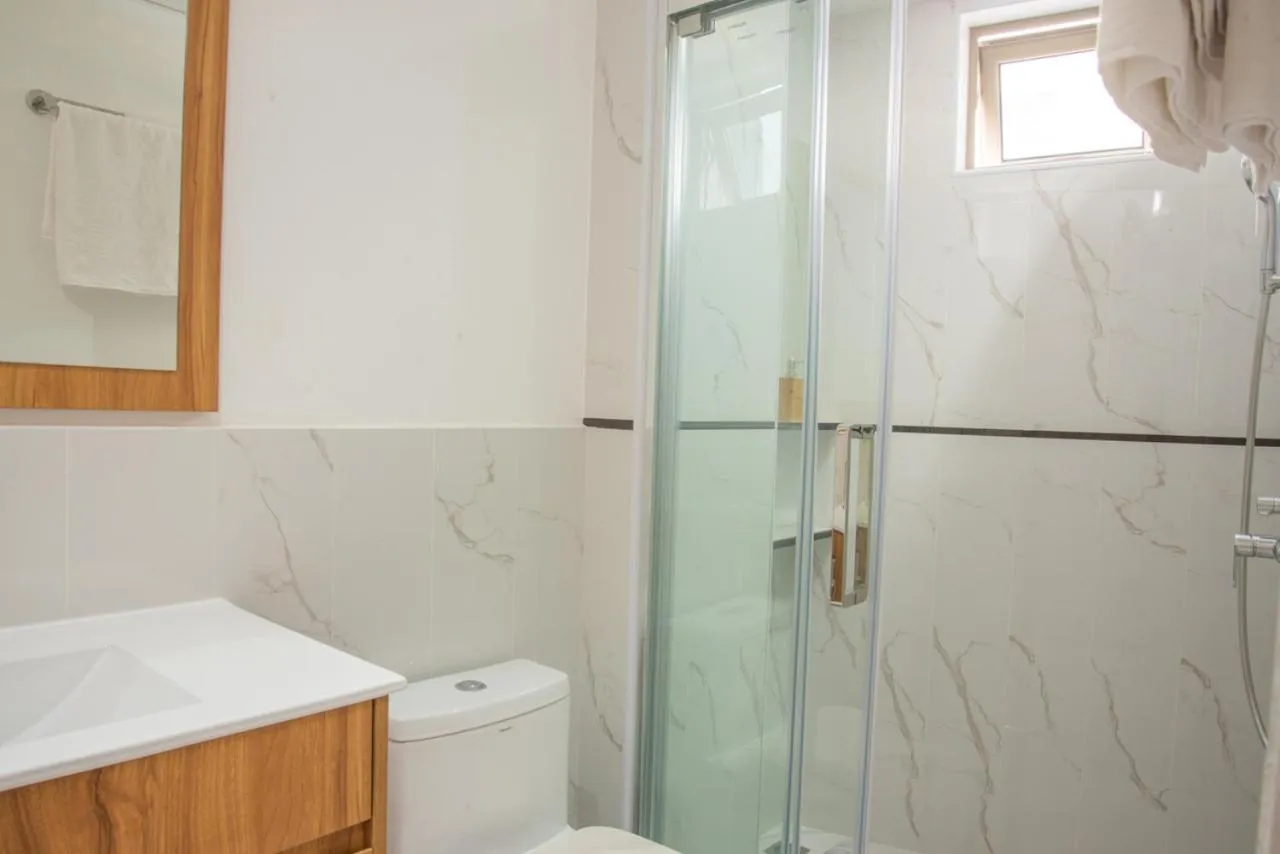 Shower in Tourist Inn Grand