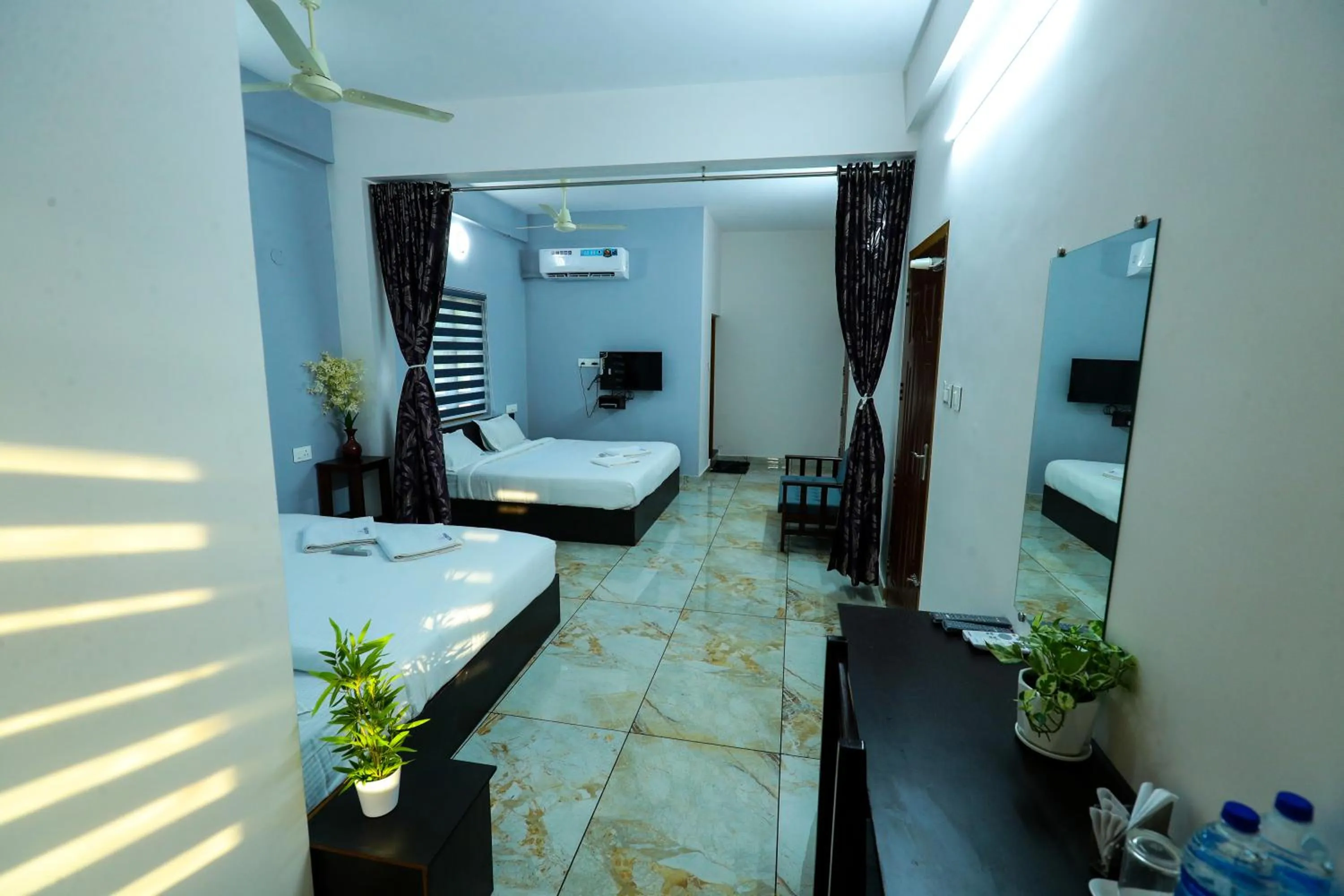 Bed in Aldora Airport Residency