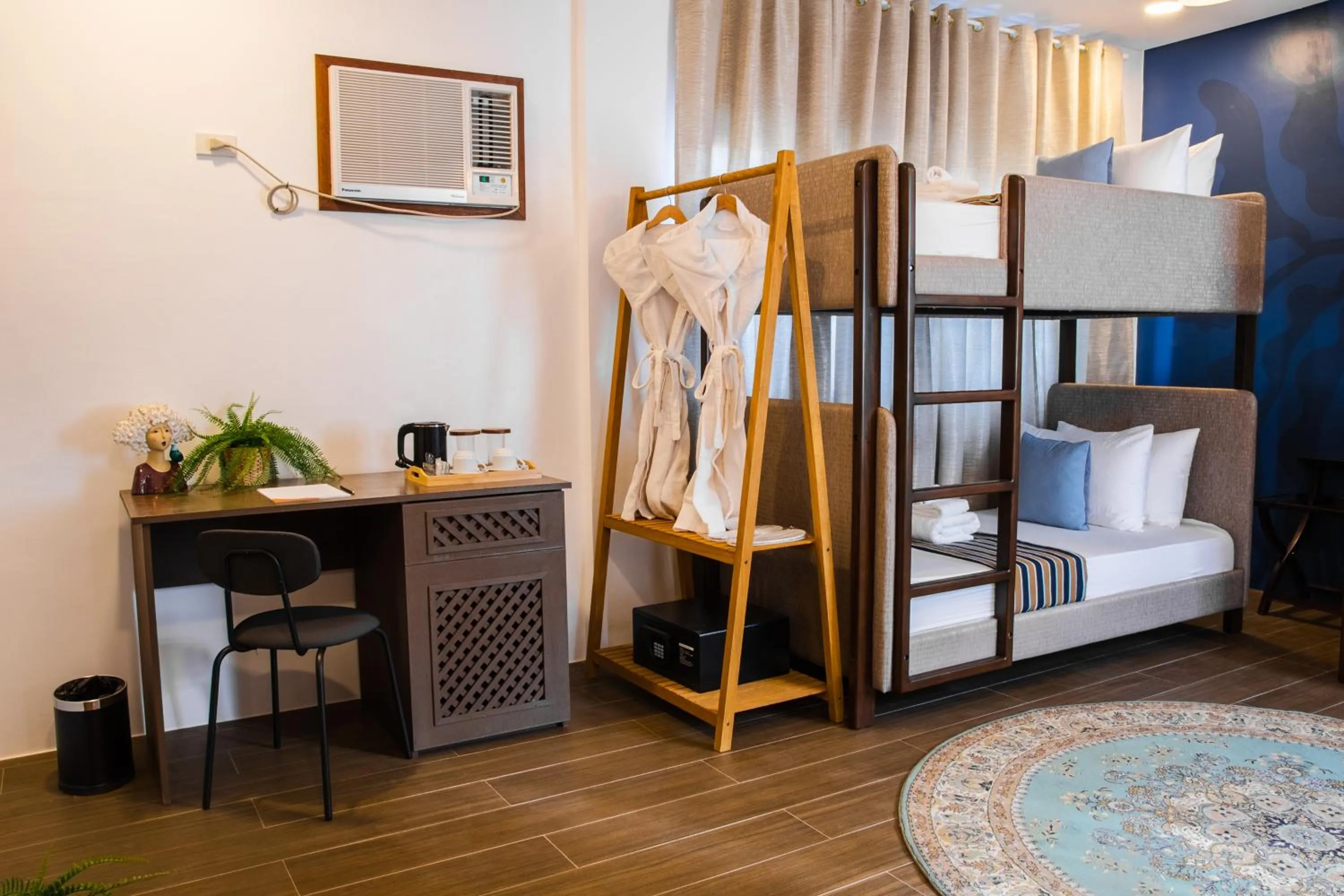 Bed in UNWND Boutique Hotel Calatagan