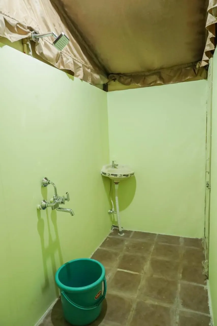 Toilet in Panshet Camping