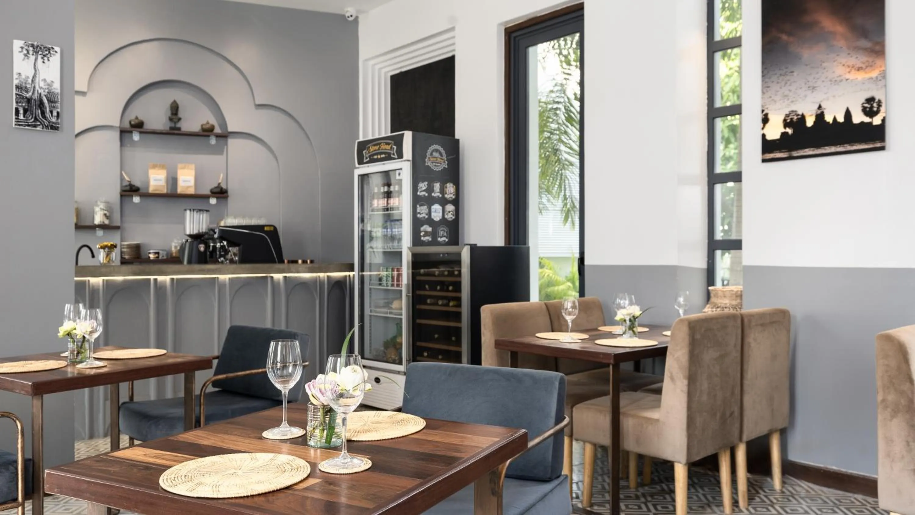 Restaurant/places to eat in Reservoir, Yoga & Wellness Retreat