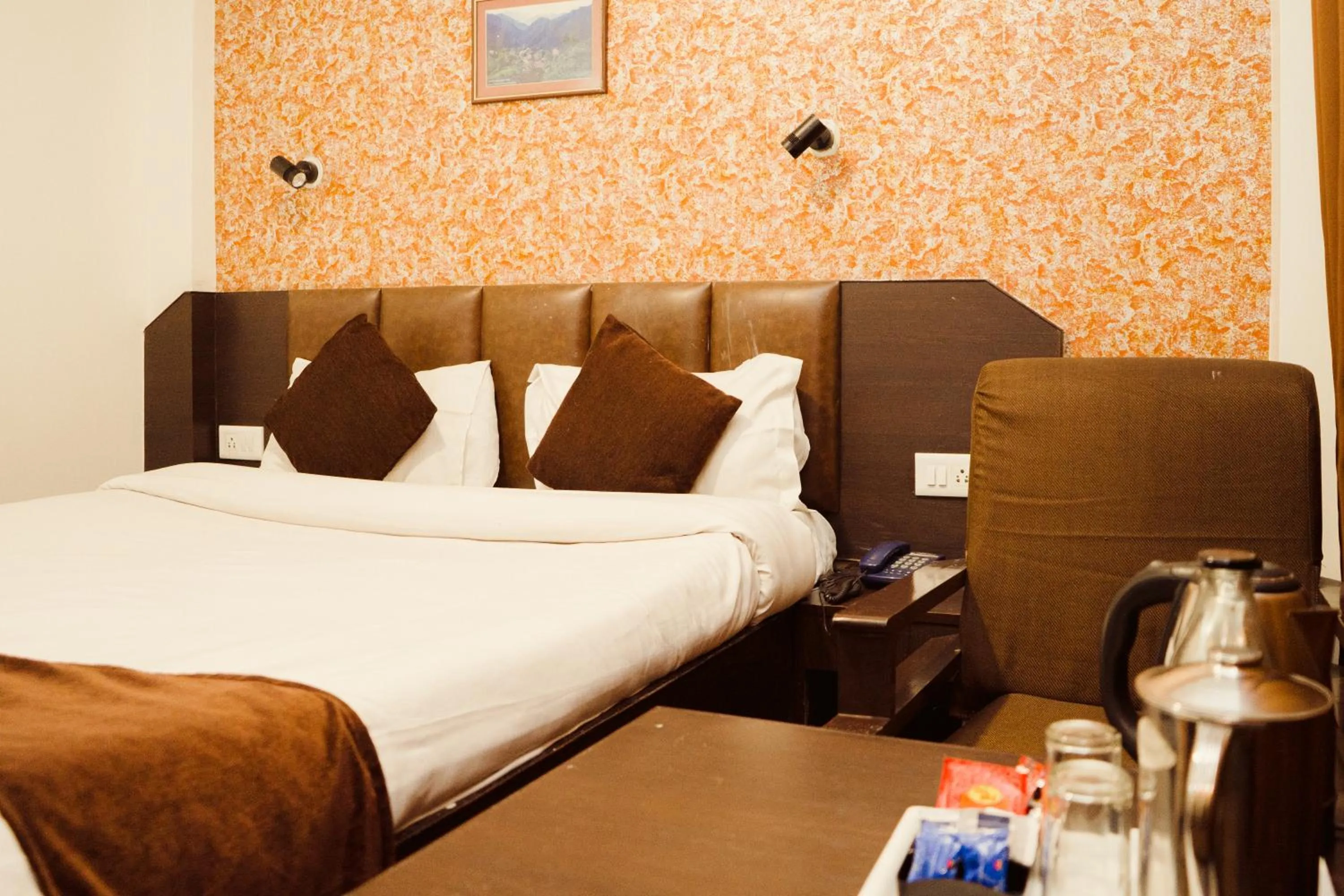 Bed in Hotel Siddhi Vinayak Regency, Mg Marg