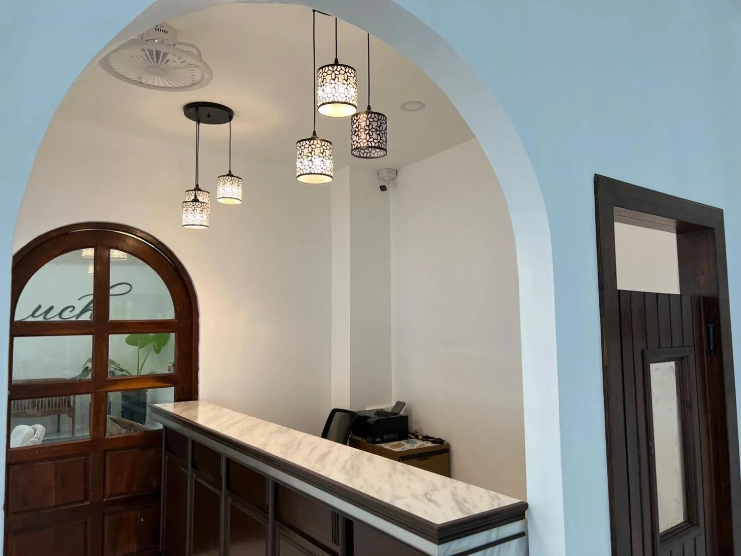 Restaurant/places to eat in Seaside Palace Hotel