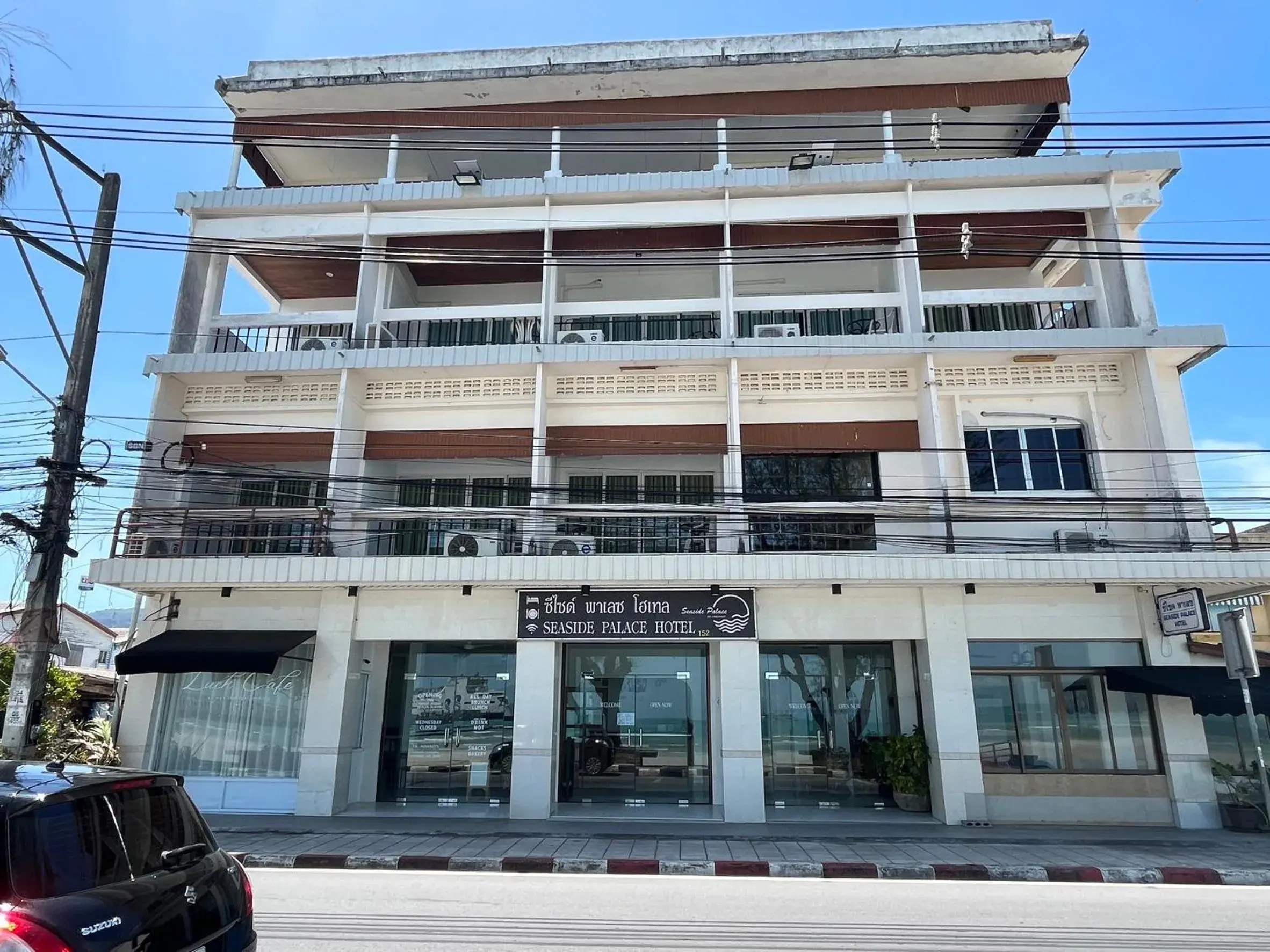 Property building in Seaside Palace Hotel Property building in Seaside Palace Hotel