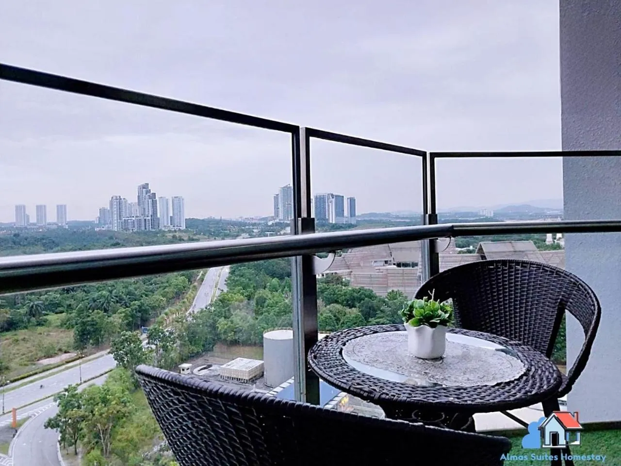 Day in Almas Suites @ Puteri Harbour