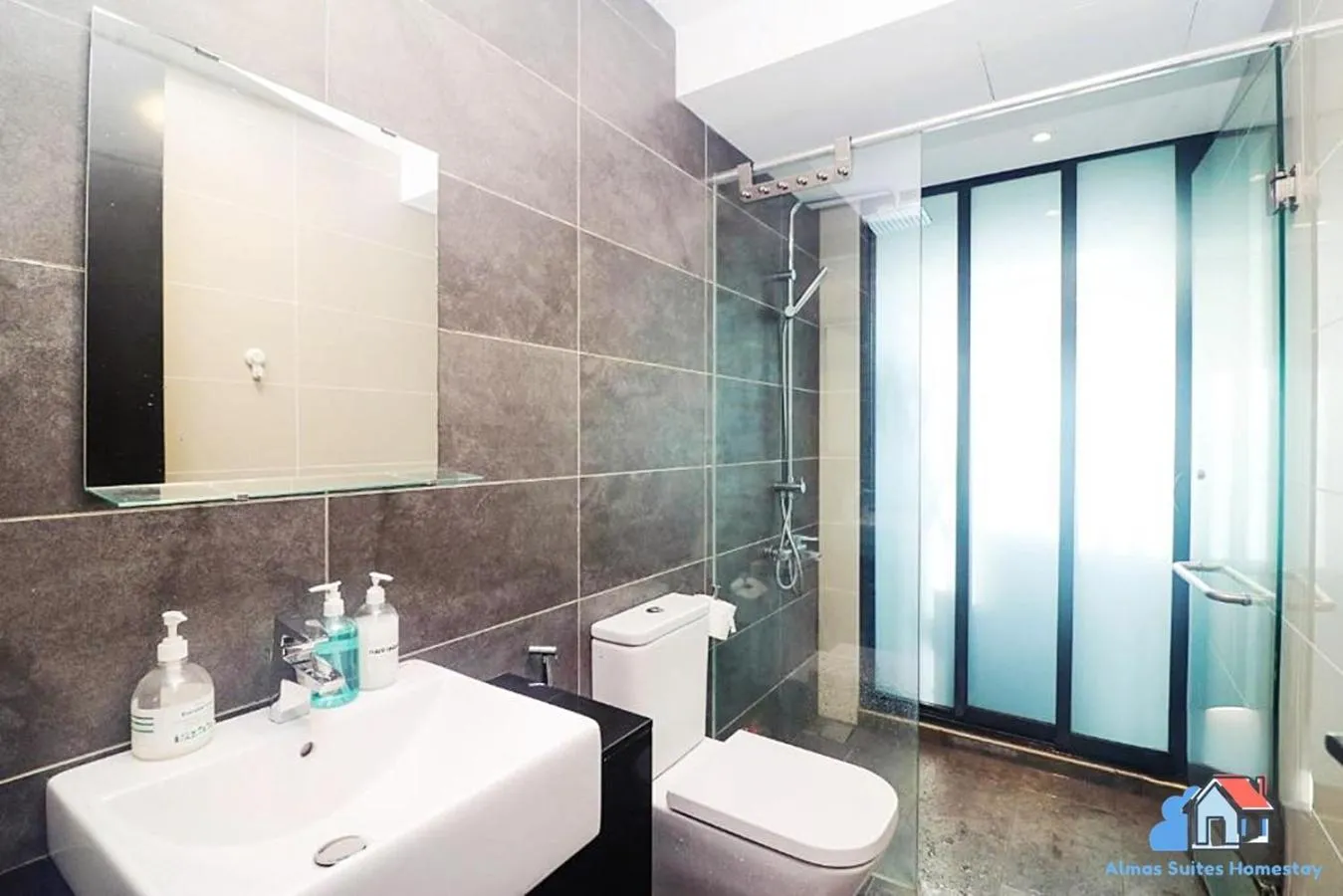 Toilet in Almas Suites @ Puteri Harbour