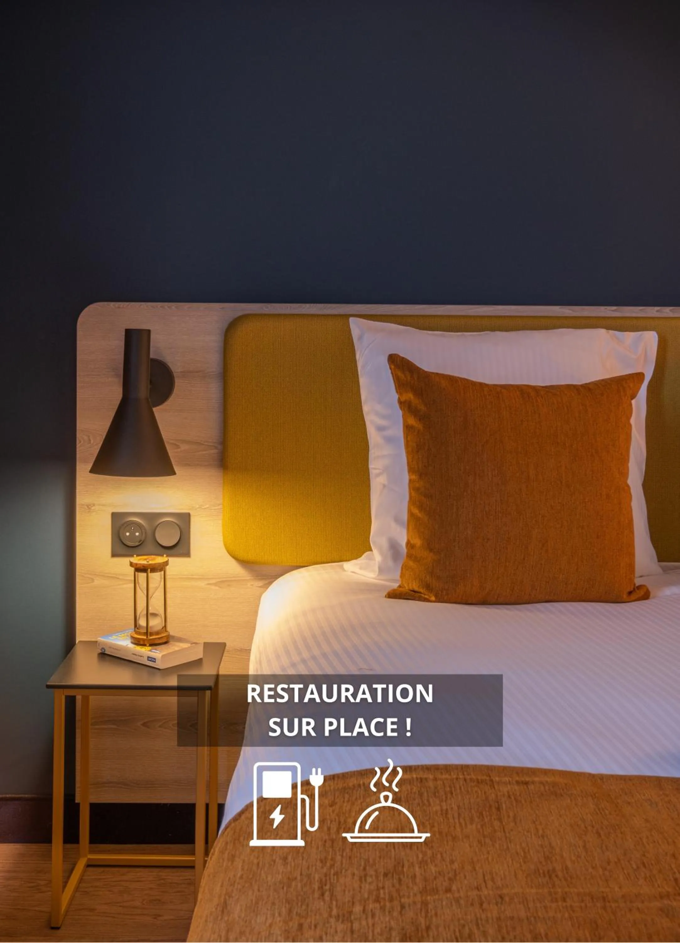 Bedroom, Bed in Kyriad Tours Sud - Ballan Mire