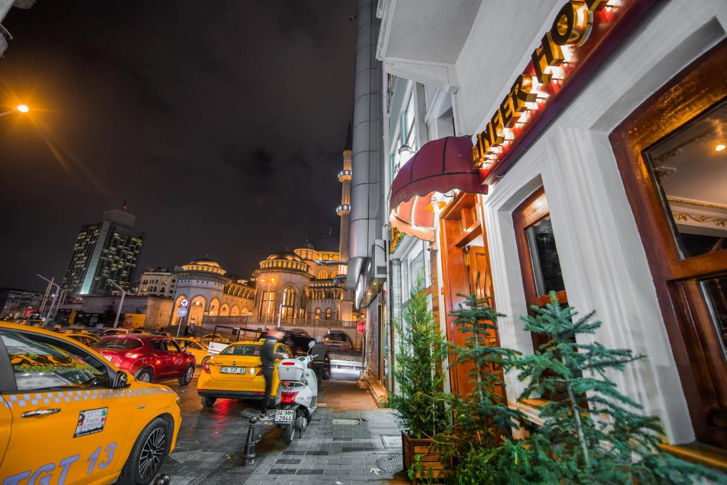 Property building in Linfer Hotel Taksim