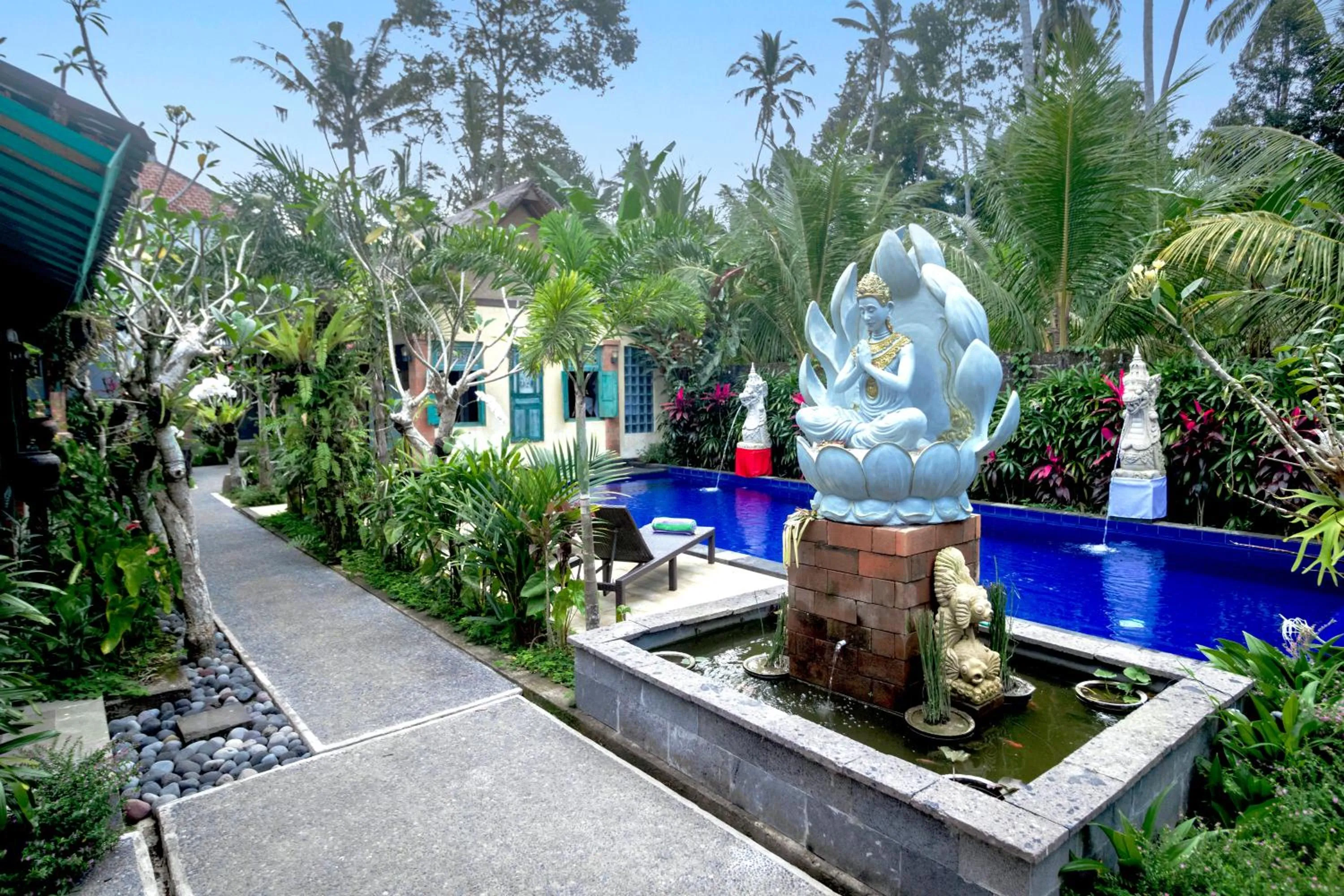 Swimming pool in Nawa Sakti Ubud Suite