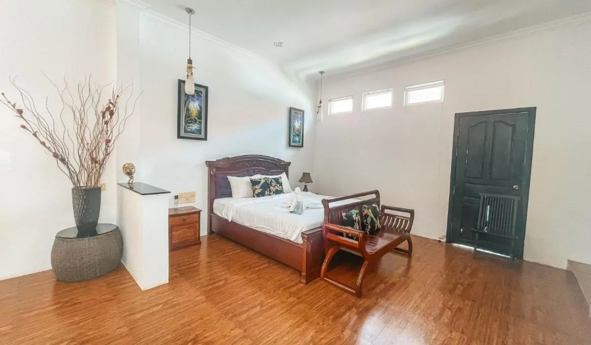 Bedroom in The Bygone