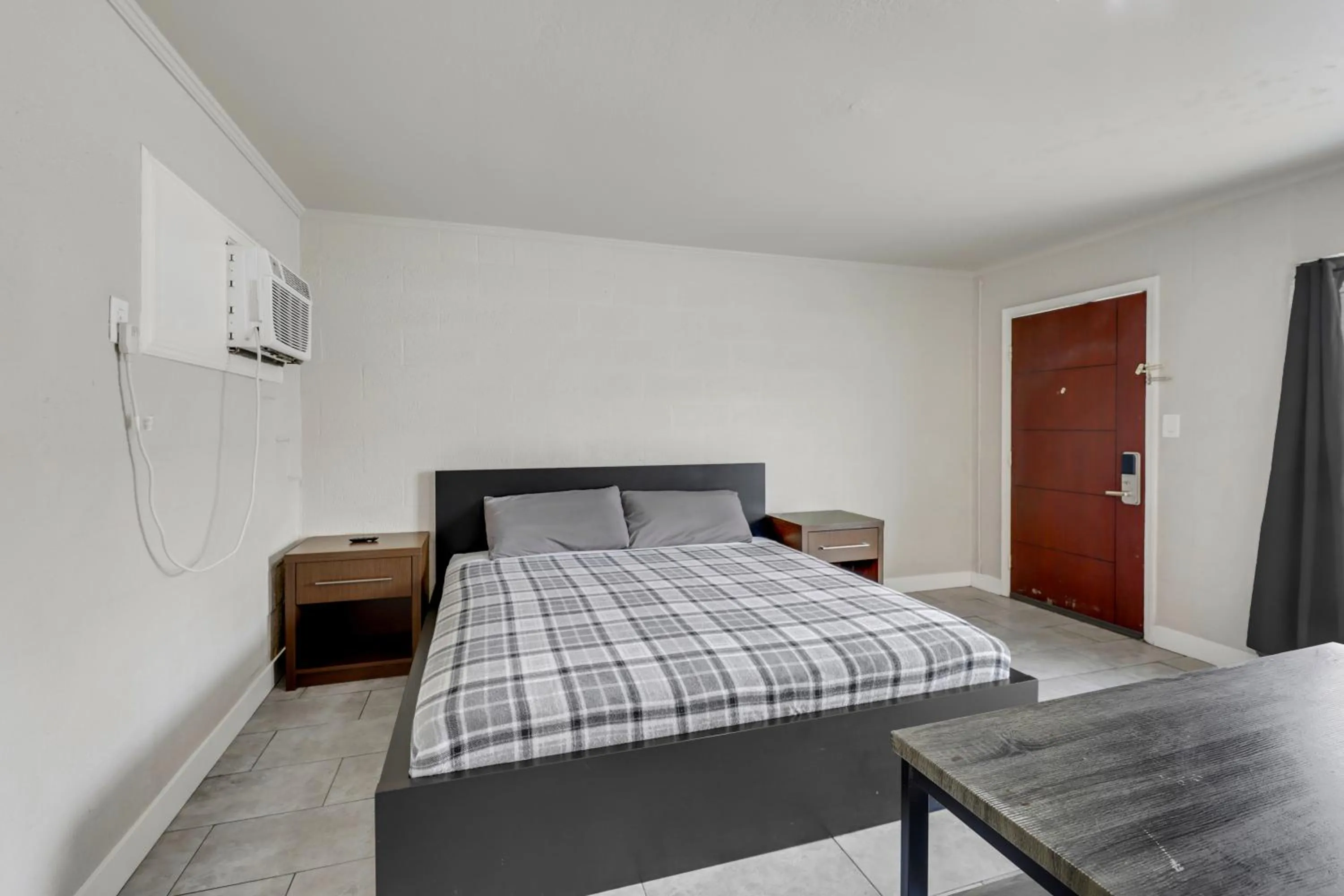 Bed in Desert Moon Motel