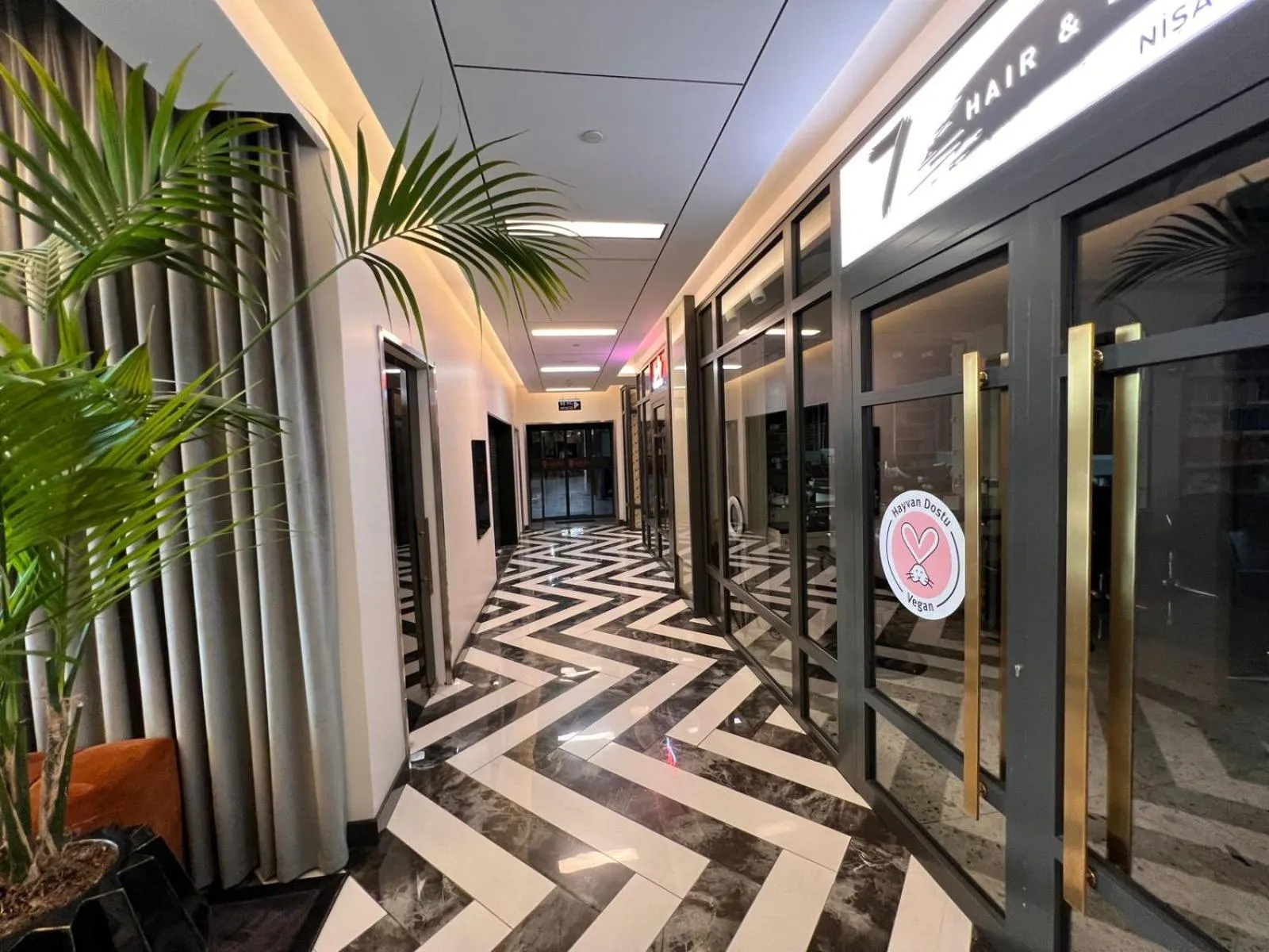 Sinpaş Queen Bomonti 7 Stars Hotel