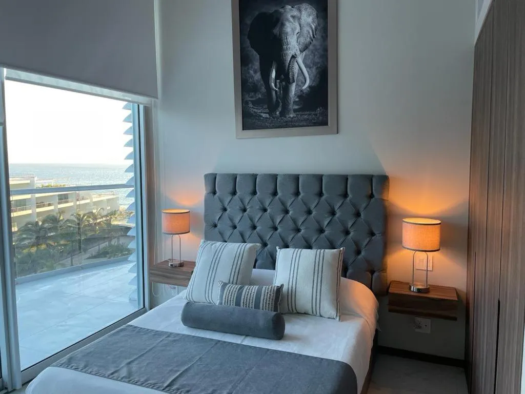 Bedroom, Bed in Maritima Front Beach Apartment