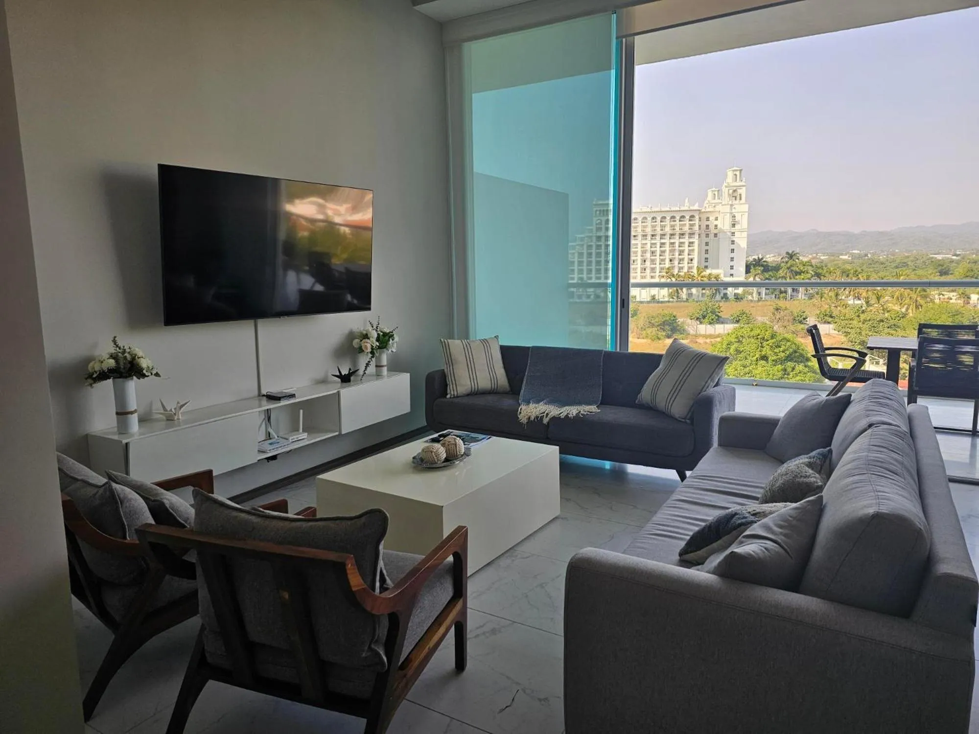 Living room in Maritima Front Beach Apartment