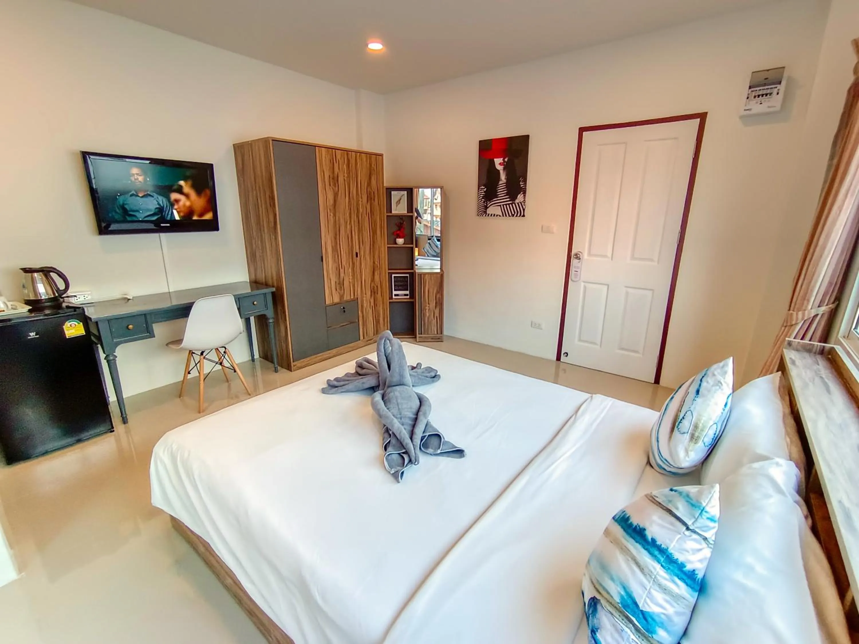 TV and multimedia, Bed in Sailor Hotel Pattaya