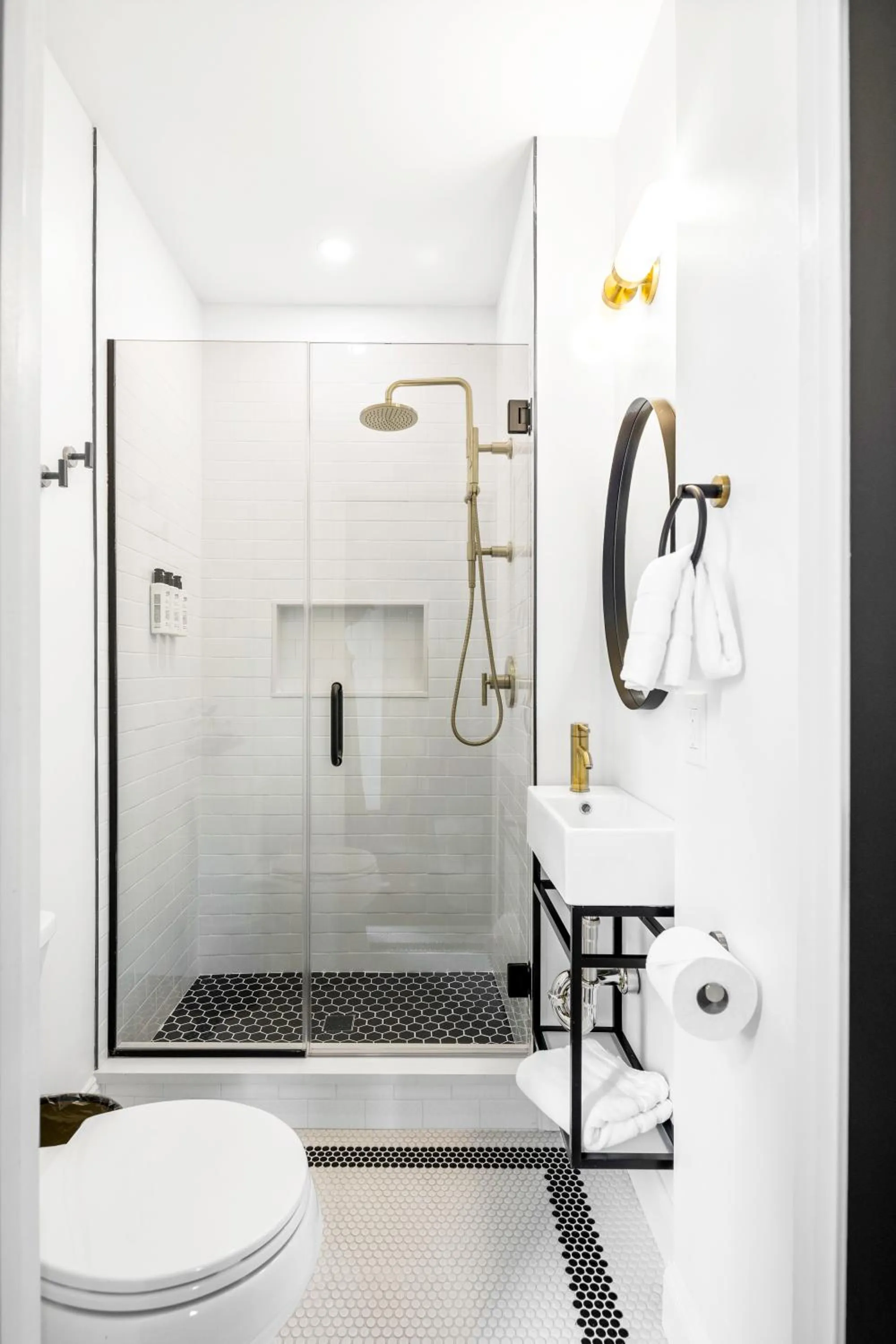 Shower in The Coach House