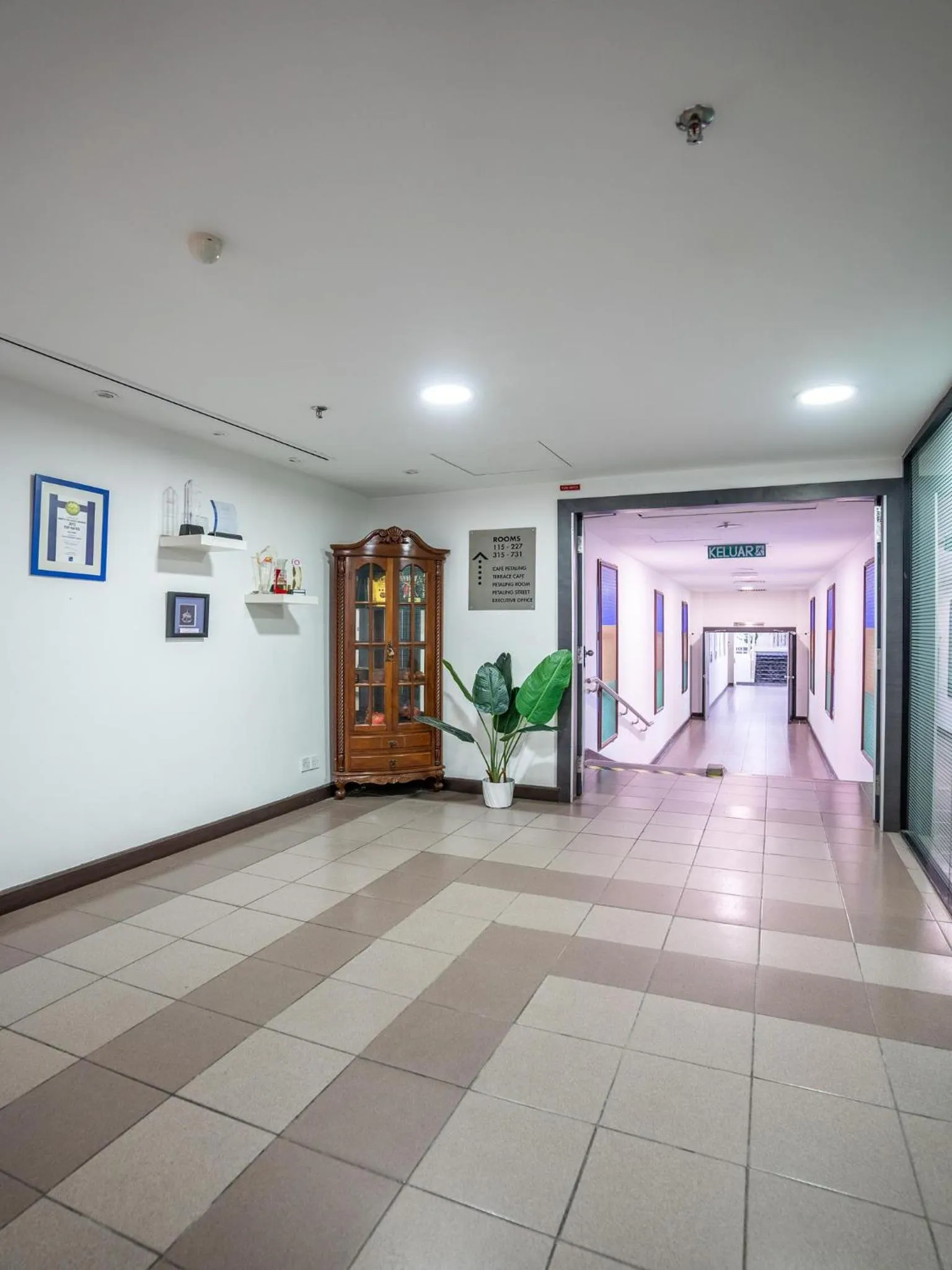 Floresta Hotel Chinatown