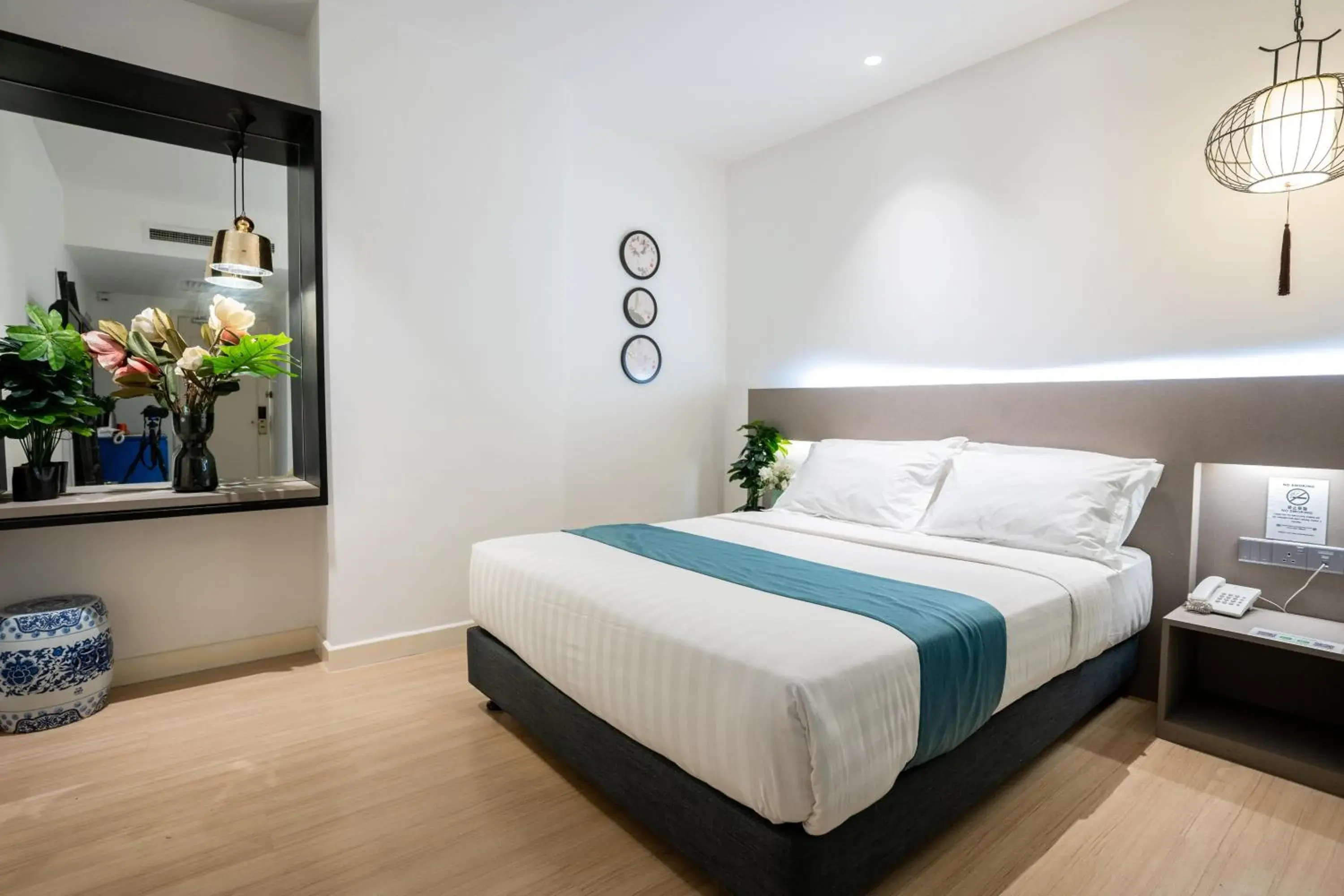 Queen Room in Floresta Hotel Chinatown Queen Room in Floresta Hotel Chinatown