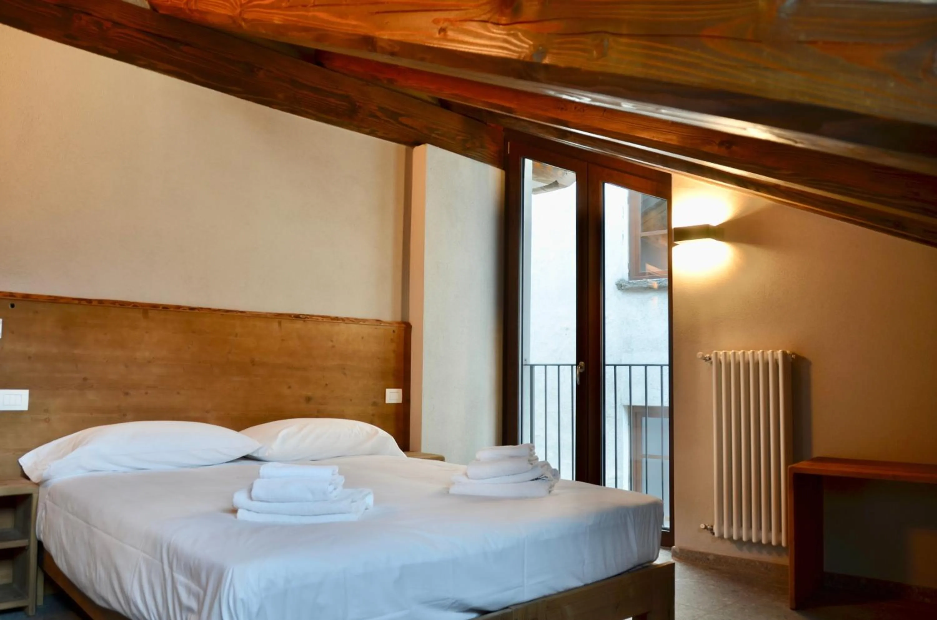 Bedroom, Bed in Case Verdi