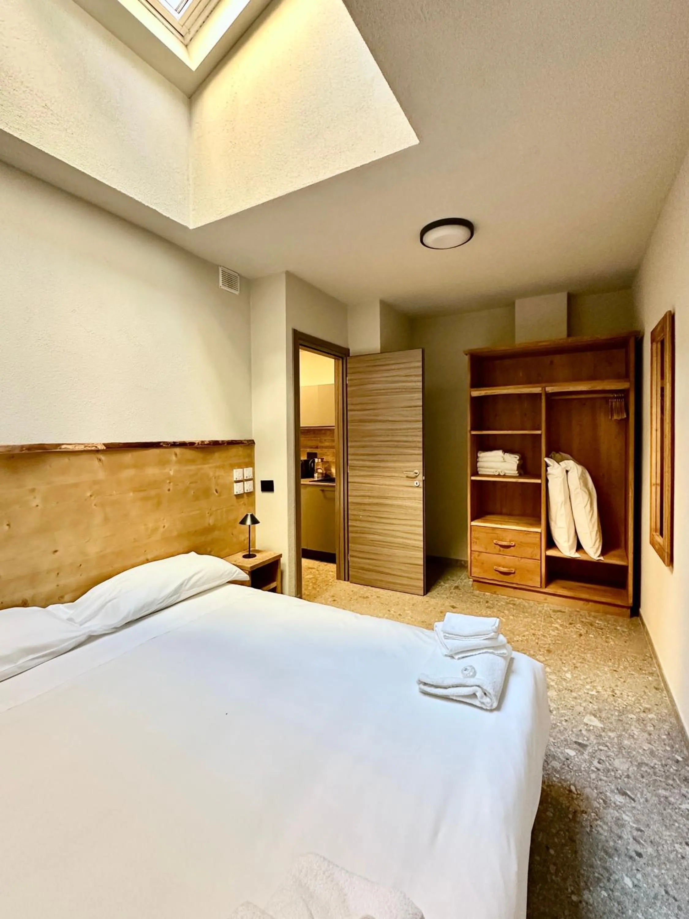 Bedroom, Bed in Apartments Du Parc